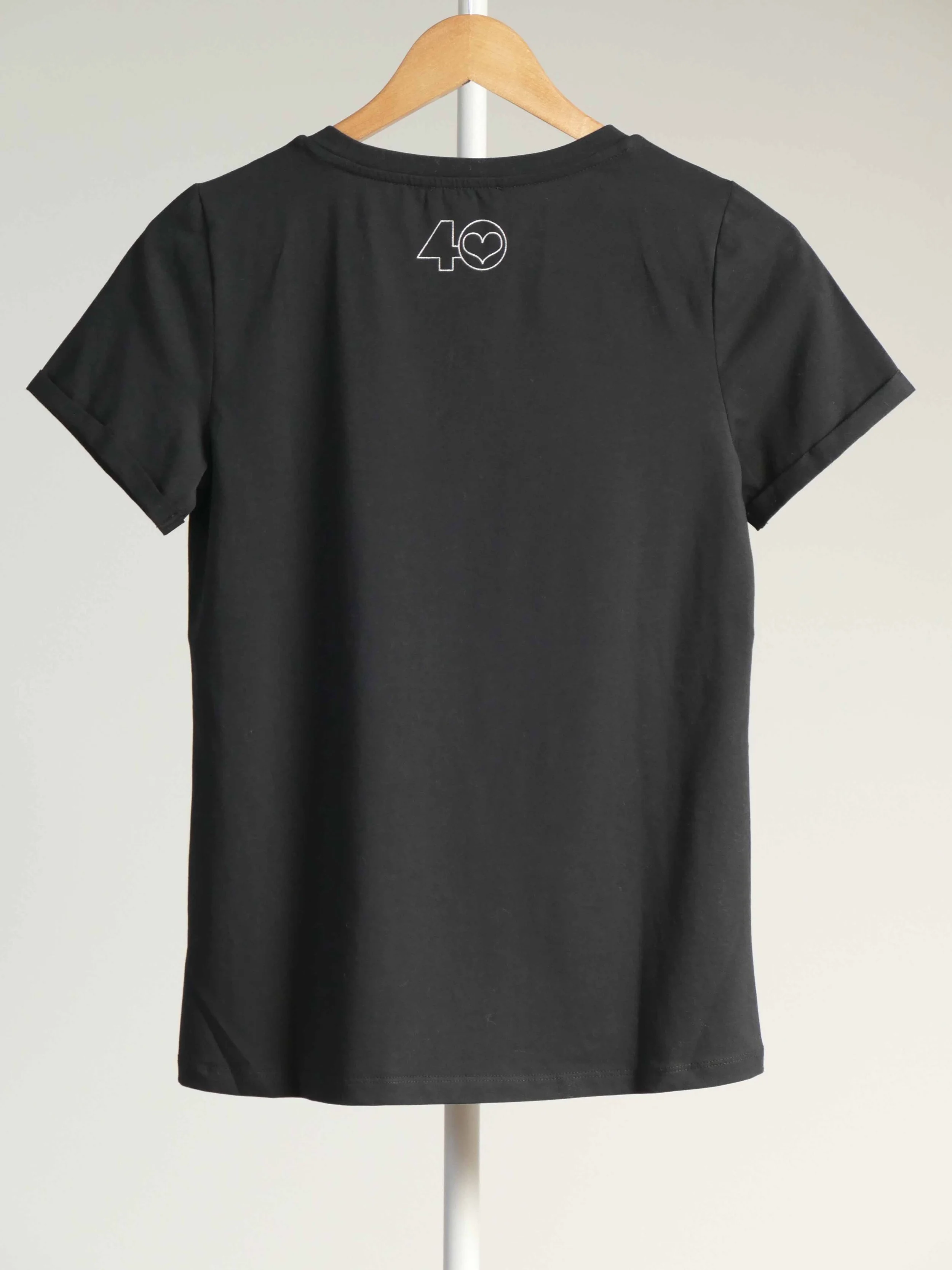 Tee-shirt en coton noir à logo strass MORE&MORE - odonata 6.jpg