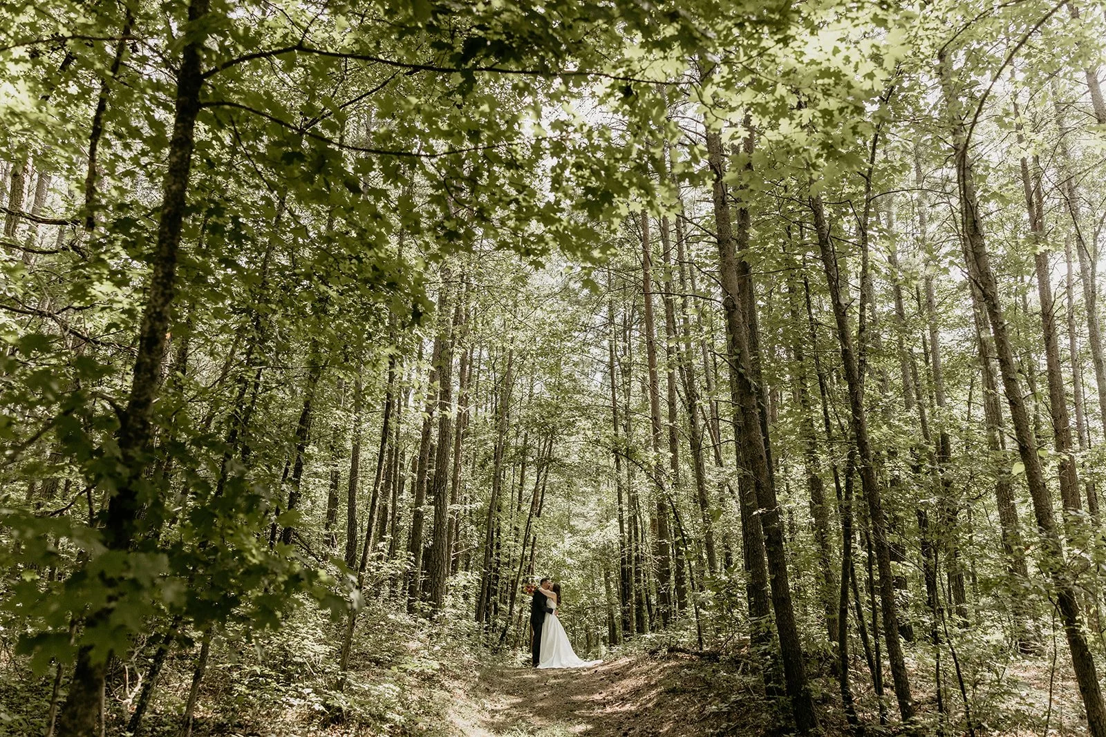 June Weddings in Tennessee