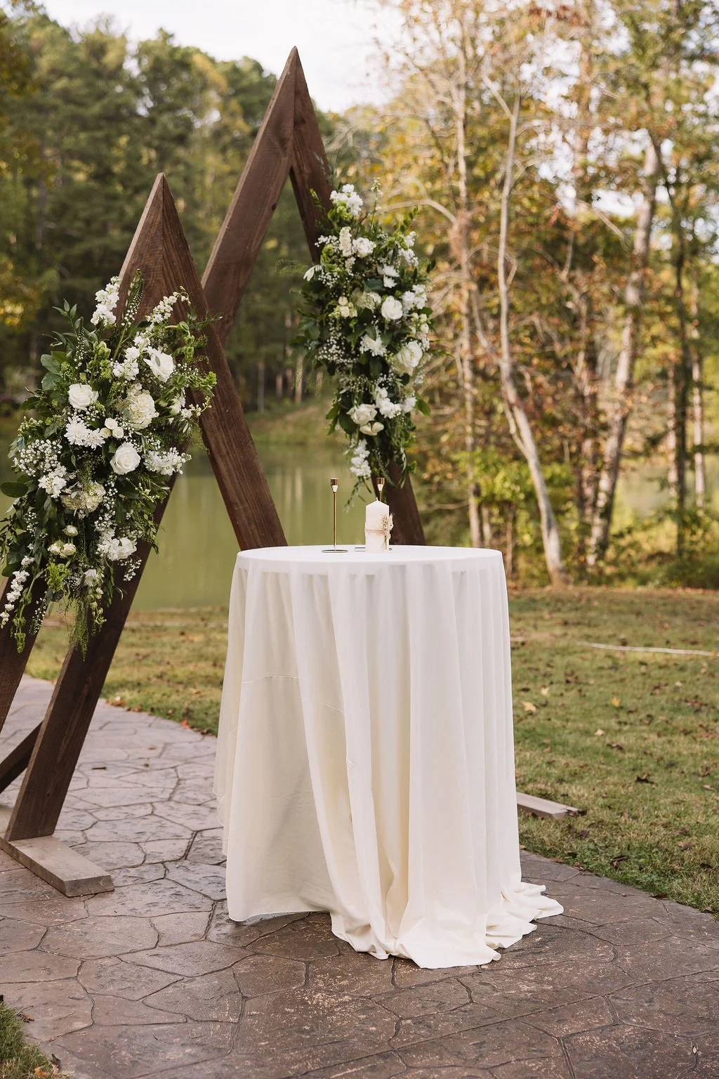 Must-Have Photos for a Spring Wedding