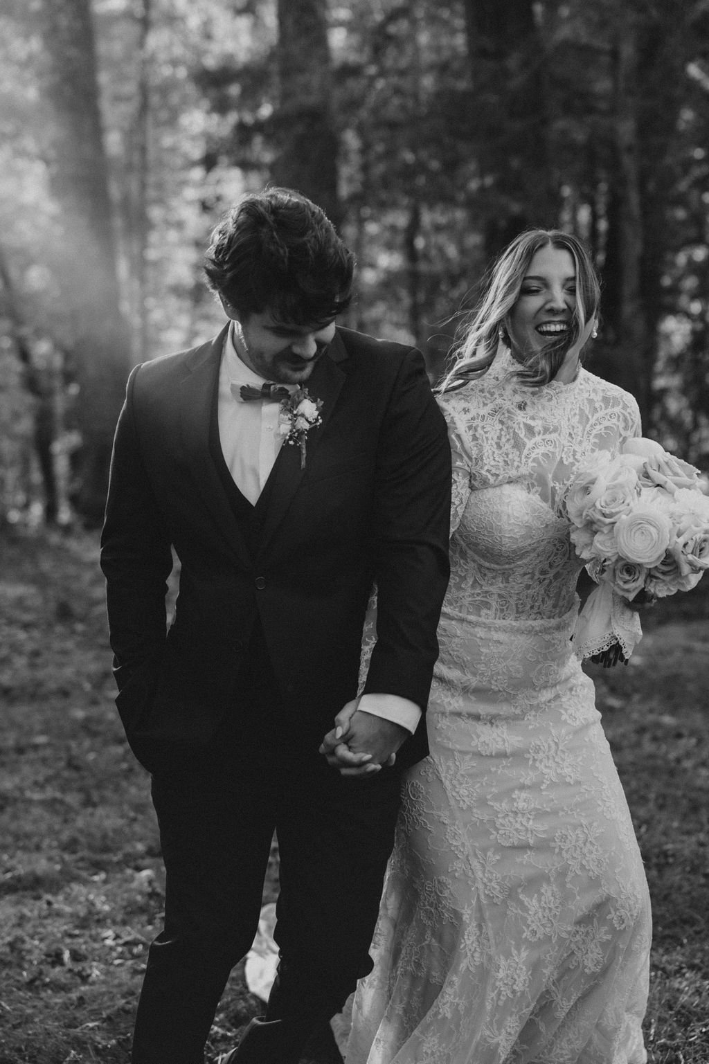 Lakefront Ceremony Wedding Venue