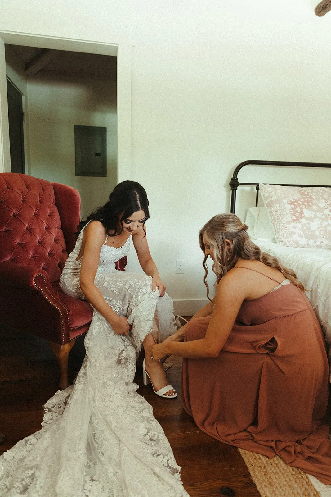 Rustic Chic Barn Wedding 