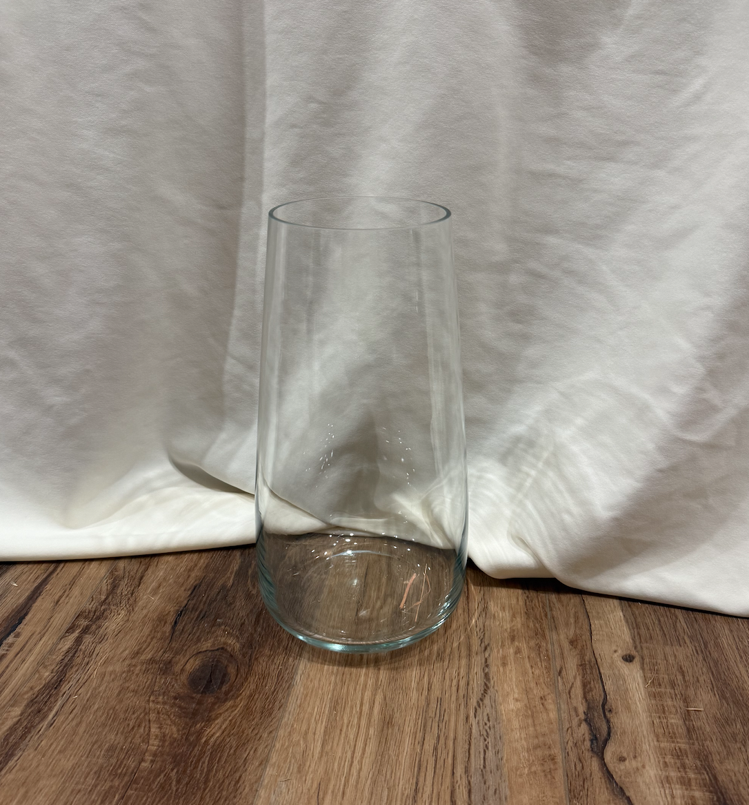 14" Clear Vases: Qty: 11