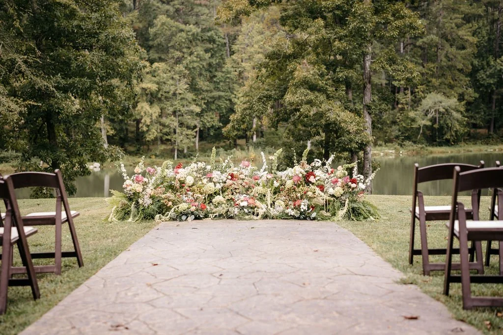 Lakefront Ceremony Wedding Venue