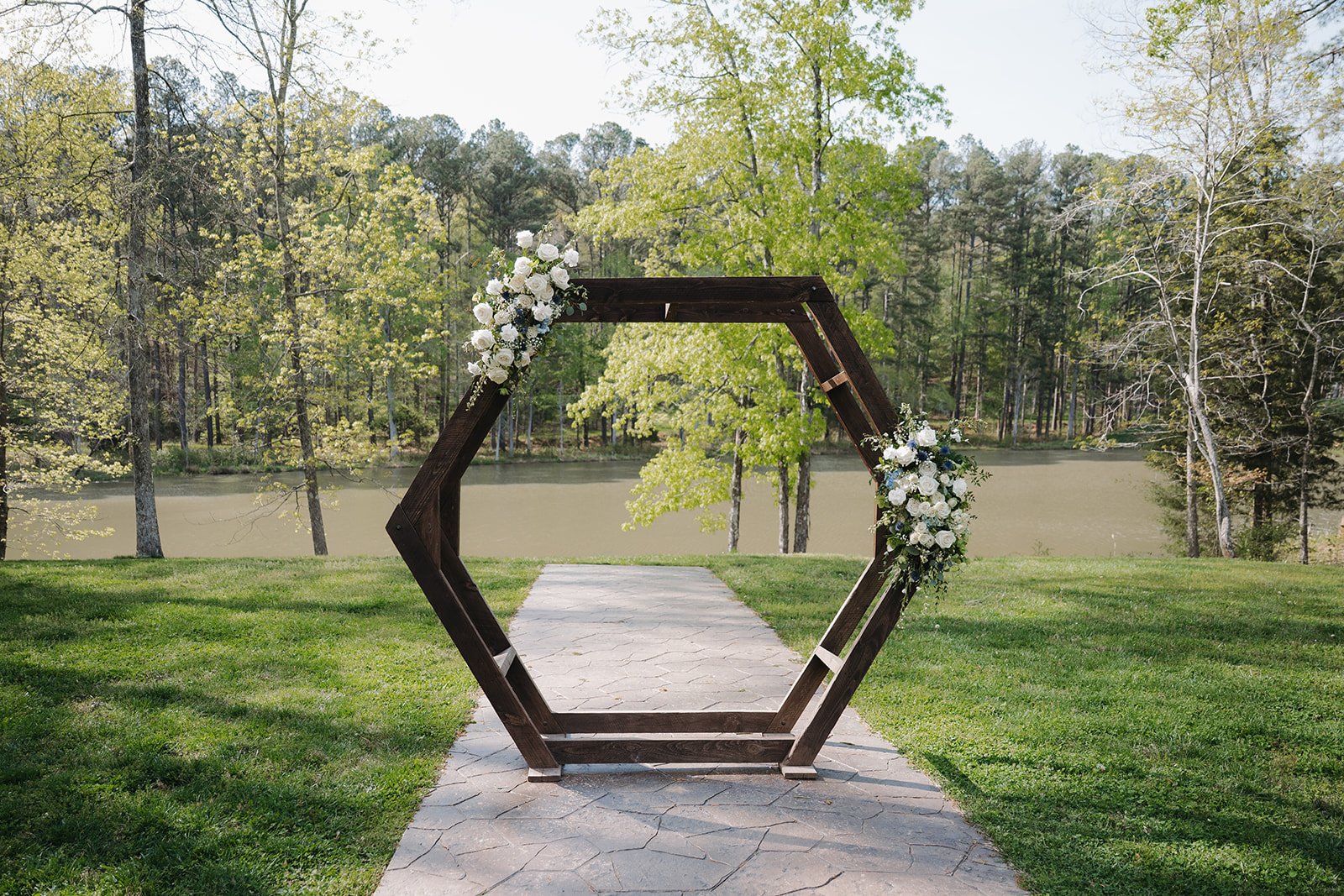 lakeside wedding venue