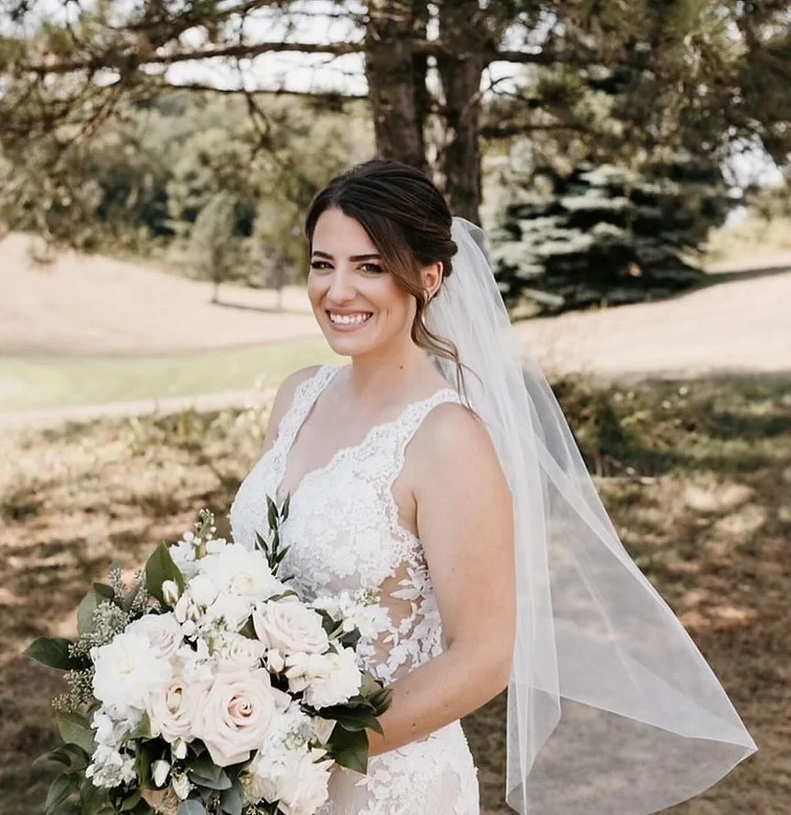 Is Makeup & Hair a non-negotiable for your wedding? 
π°π»‍βοΈ πππ»‍βοΈβοΈ
Makeup by Pamela 
Hair by Jessica 
.
.
.
.
π£π₯ππππππ¦π¦ ππππ¨π§π¬ πΈ 
Durham Bridal Beauty Team 
π²πΎπππππ { π ππΊπ | π―ππΌππΎππππ | πΆππ