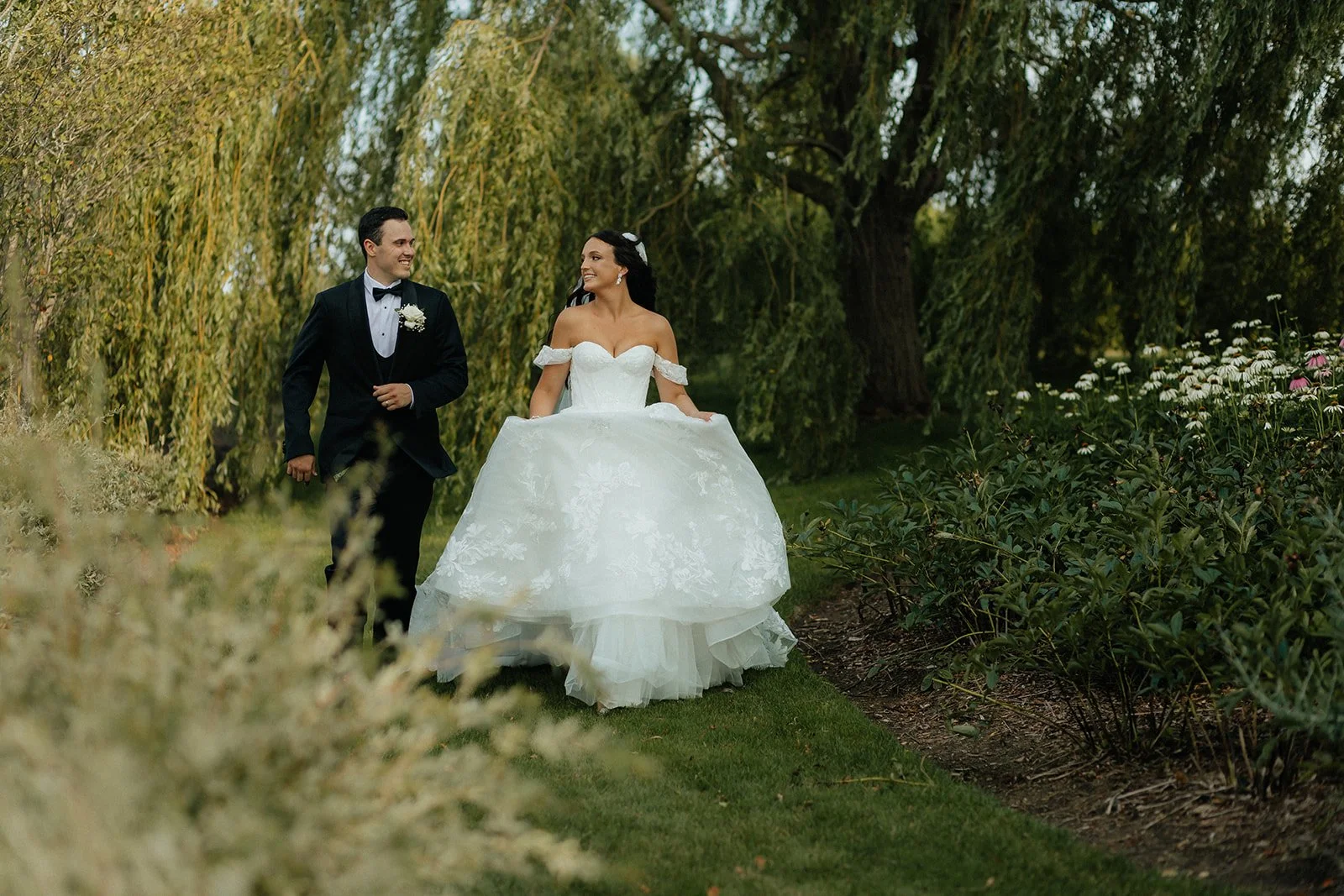 Bridal Spray Tan by Priceless Beauty Photos by Angela Craddock