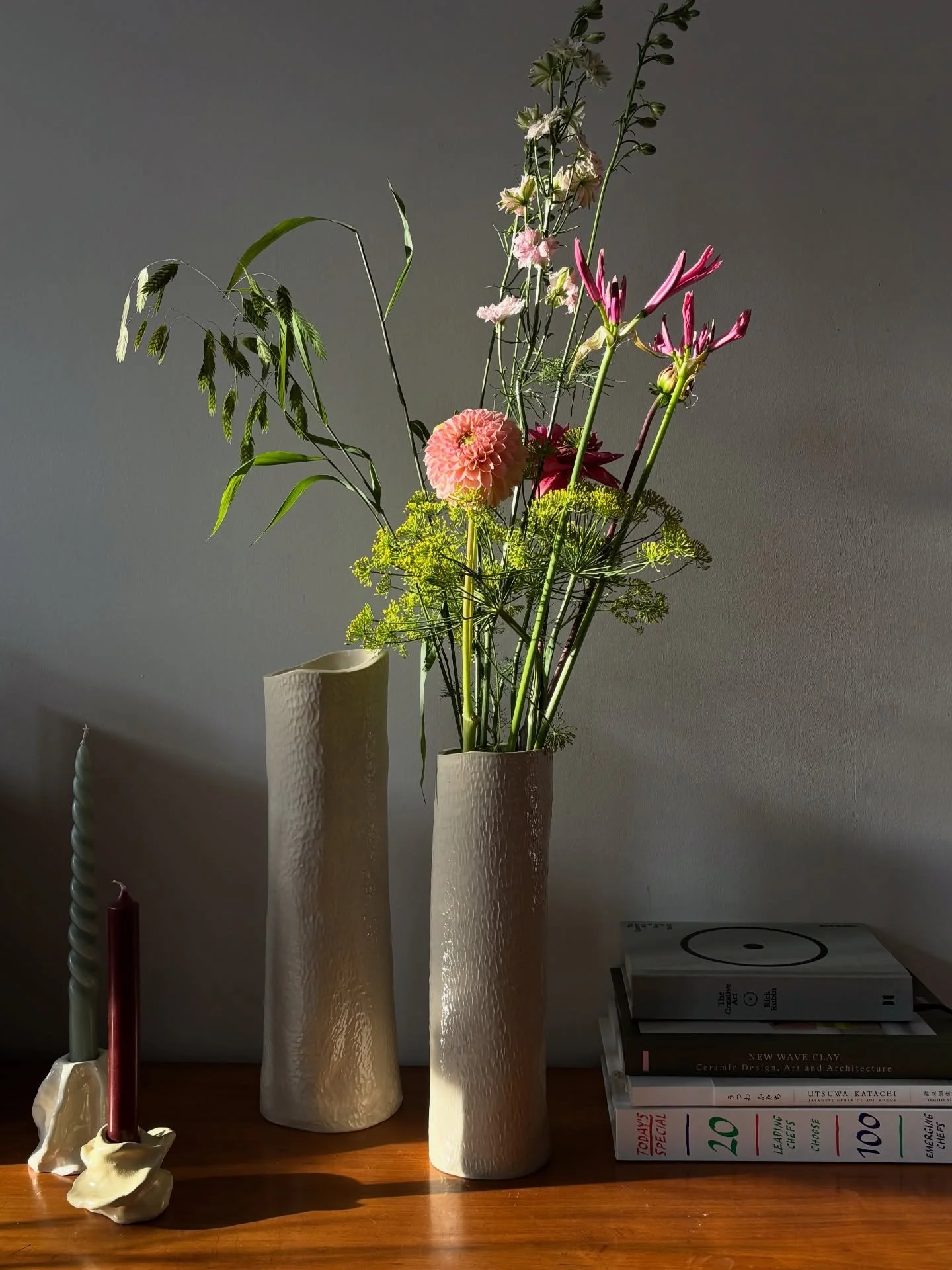 Soft flowers for brighter days 🌼