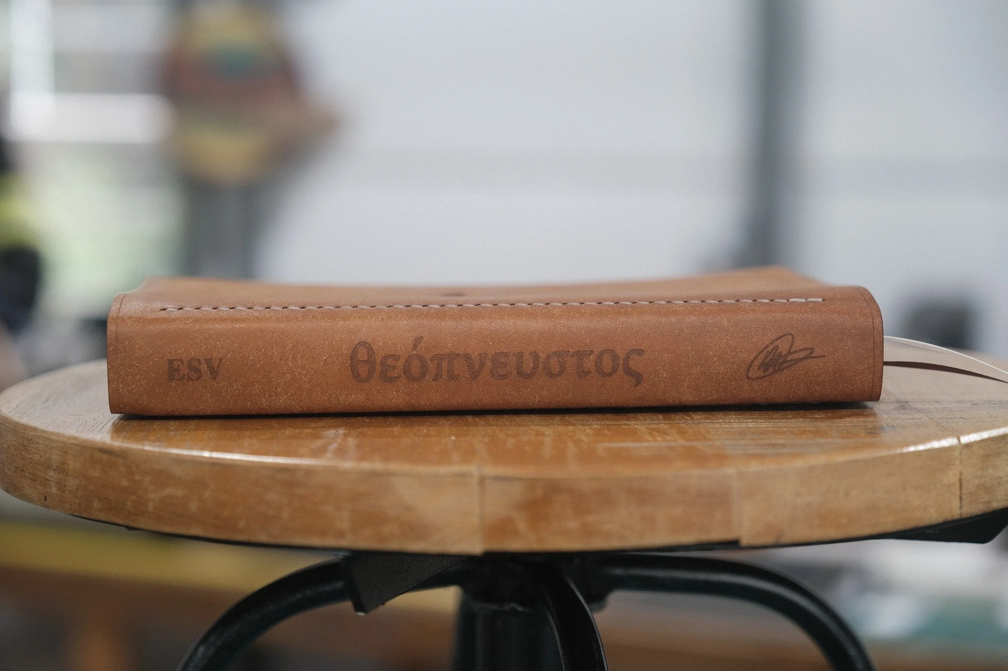 📣 FLASH SALE &mdash; ONLY 1 OF EACH AVAILABLE 🚨

🔥 Same-day shipping
📖 LSB Theopneustos Premium Bible &ndash; Cognac
📖 ESV Thinline Theopneustos Premium Bible &ndash; Cognac

Once they&rsquo;re gone, they&rsquo;re gone.
First come, first served 