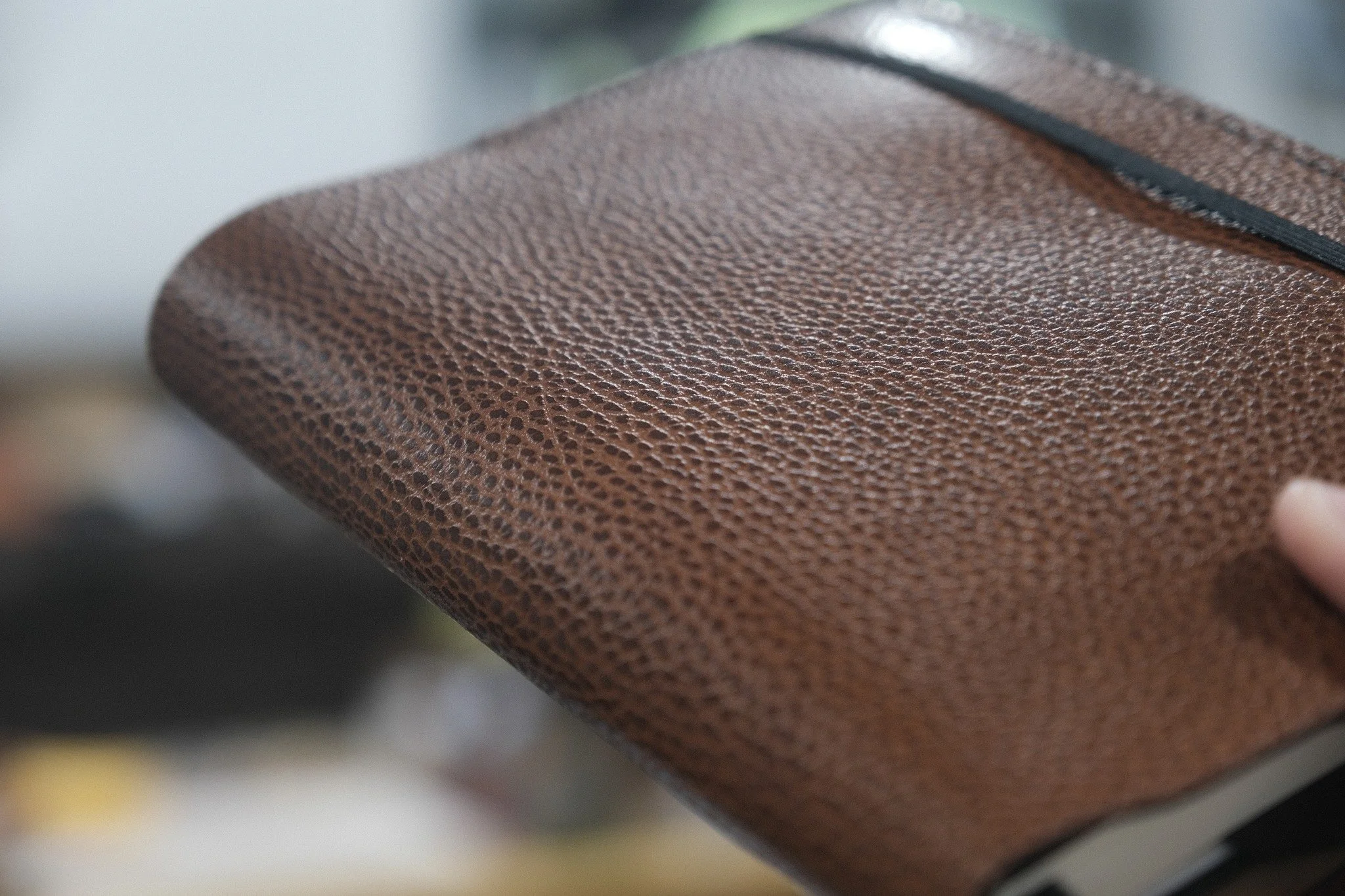 Now available: a one of a kind premium journal cover from Sofield Leather.

Built specifically for the Leuchtturm1917 120G Edition A5 hardcover journal, this piece features a Conceria Walpier Dollaro exterior in Whiskey, accented with Badalassi Carlo