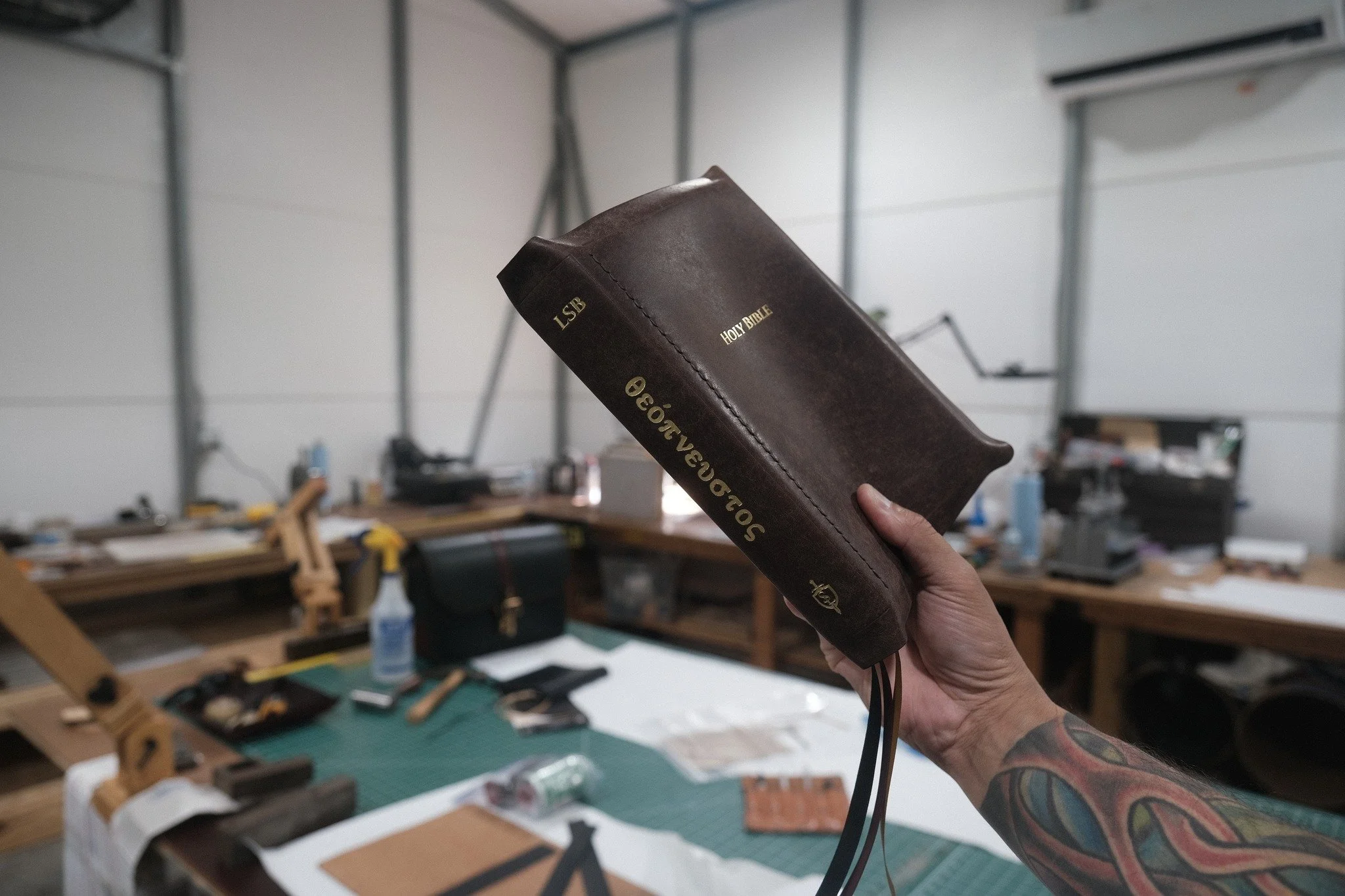 A closer look at a truly one of a kind Sofield build.

This Ultra LSB ICR Handy Size Theopneustos Premium Bible was created as a special, one of a kind piece. There is only one exactly like it, and the Bible shown in these photos is the Bible you wil