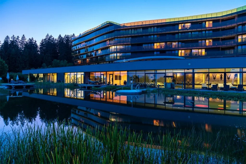AVIVA Hotel