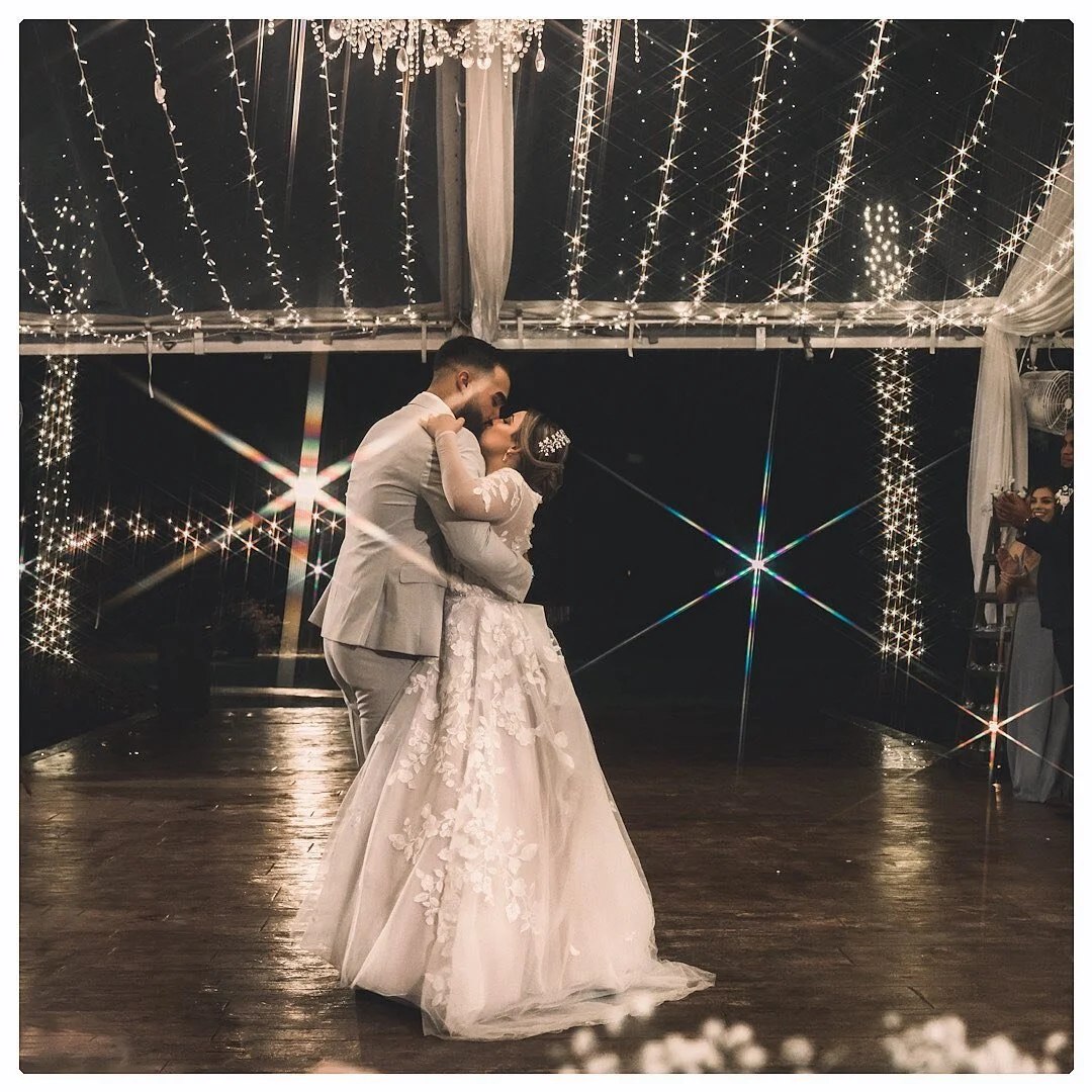 &quot;I can conquer the world with one hand, as long as you&rsquo;re holding the other.&quot; &mdash; Unknown ❤️ #wedding #weddingphotography #weddingphotographer #miamiweddingphotographer #floridaweddingphotographer #southfloridaweddingphotographer 