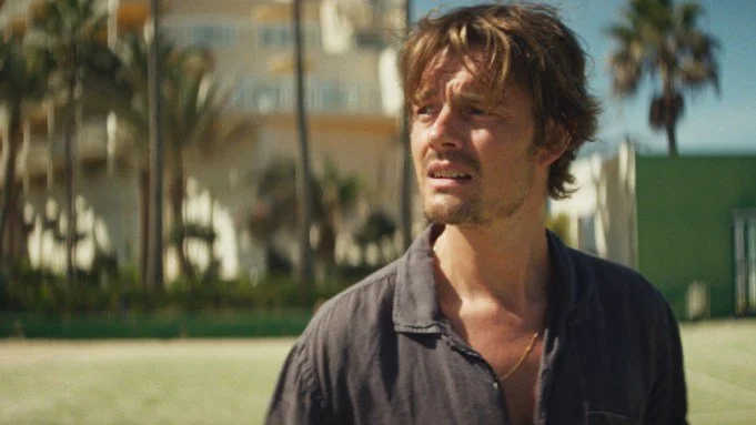 ISLANDS-Publicity-Still-2-1.jpg