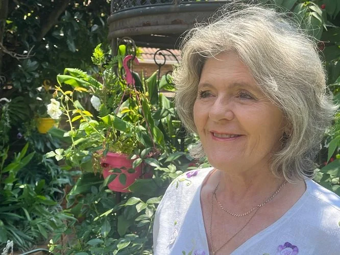 martsie-dreyer-in-the-garden