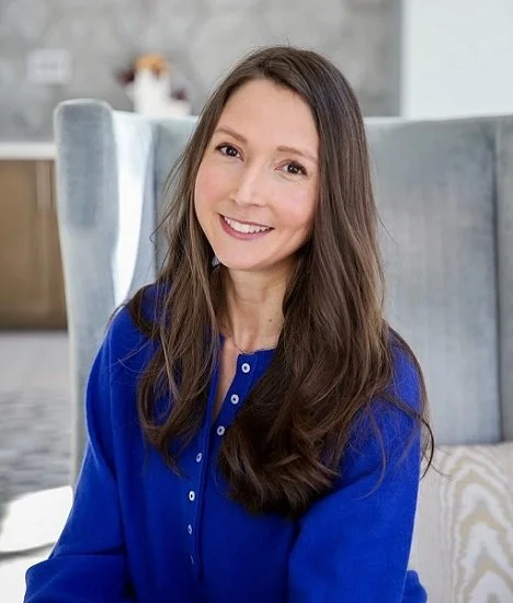 dr-amy-behimer-in-midnight-blue