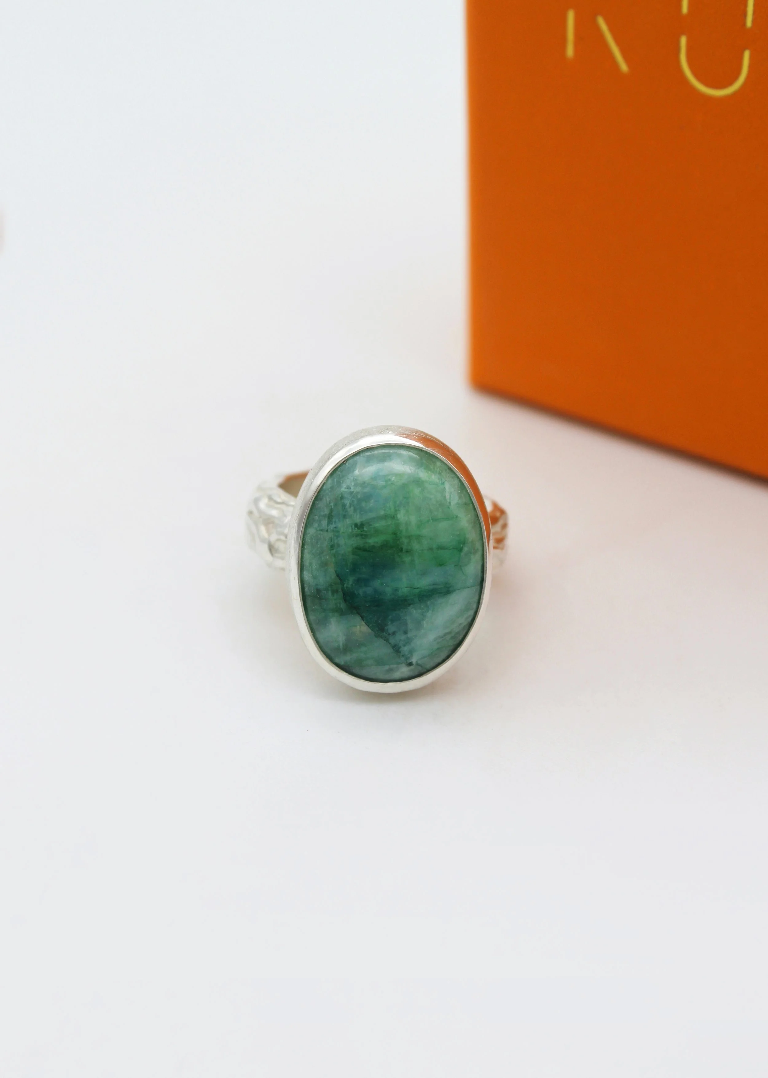Ring mit Labradorit front.jpg