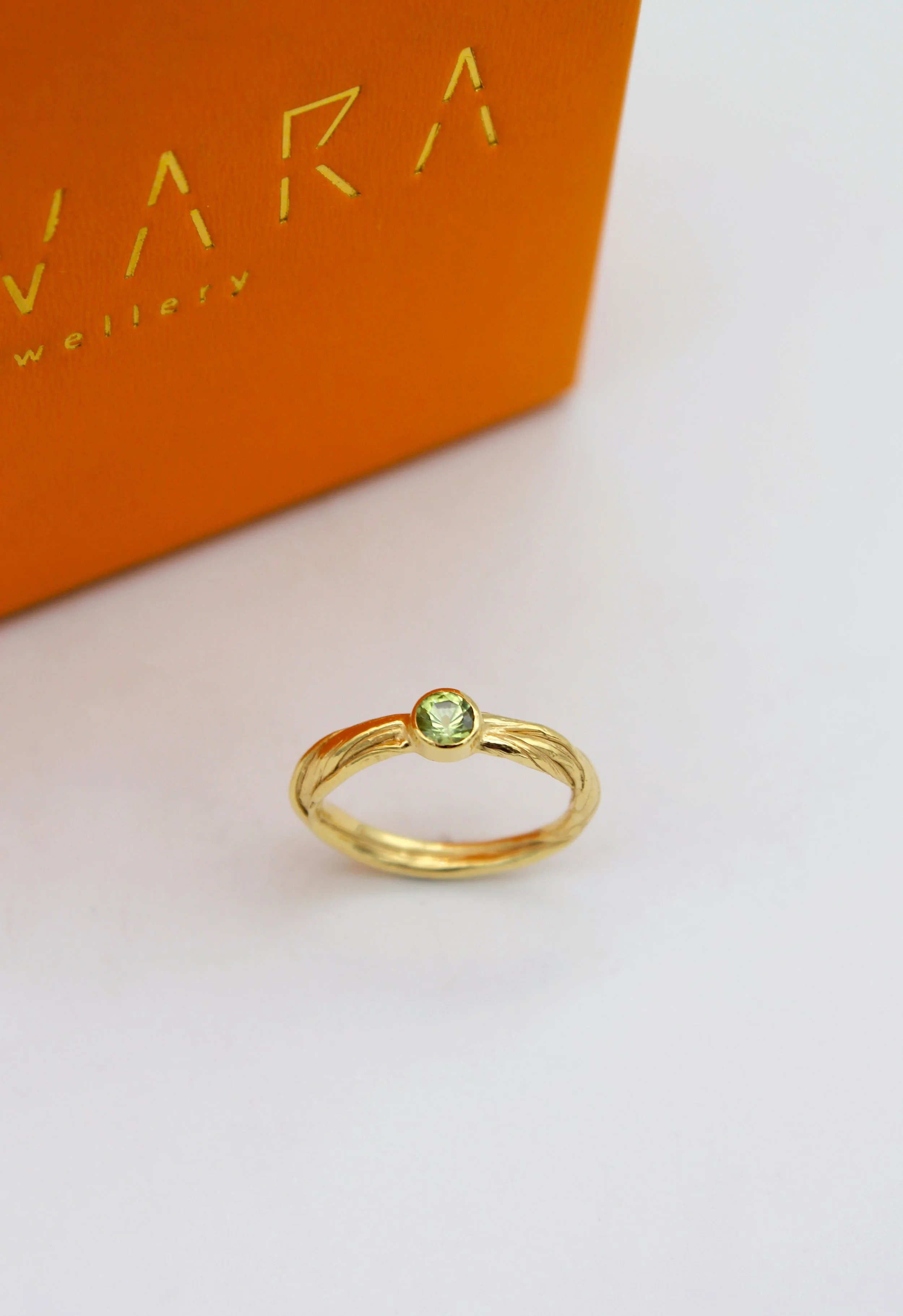 grüner ring.jpg