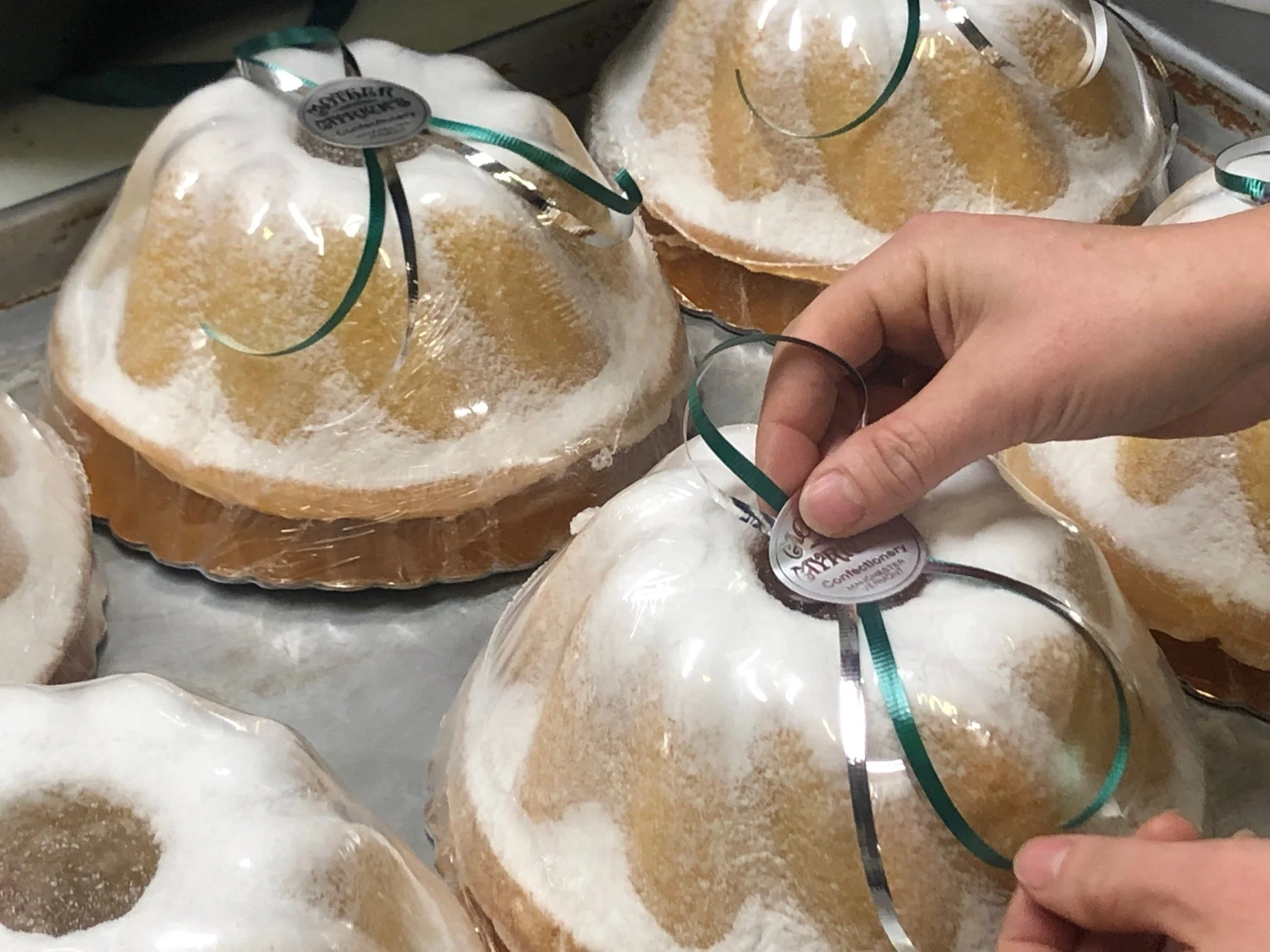 Our Most popular Cake - Lemon Lulu!