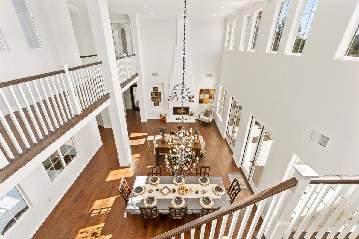 Living Dining Area.jpeg