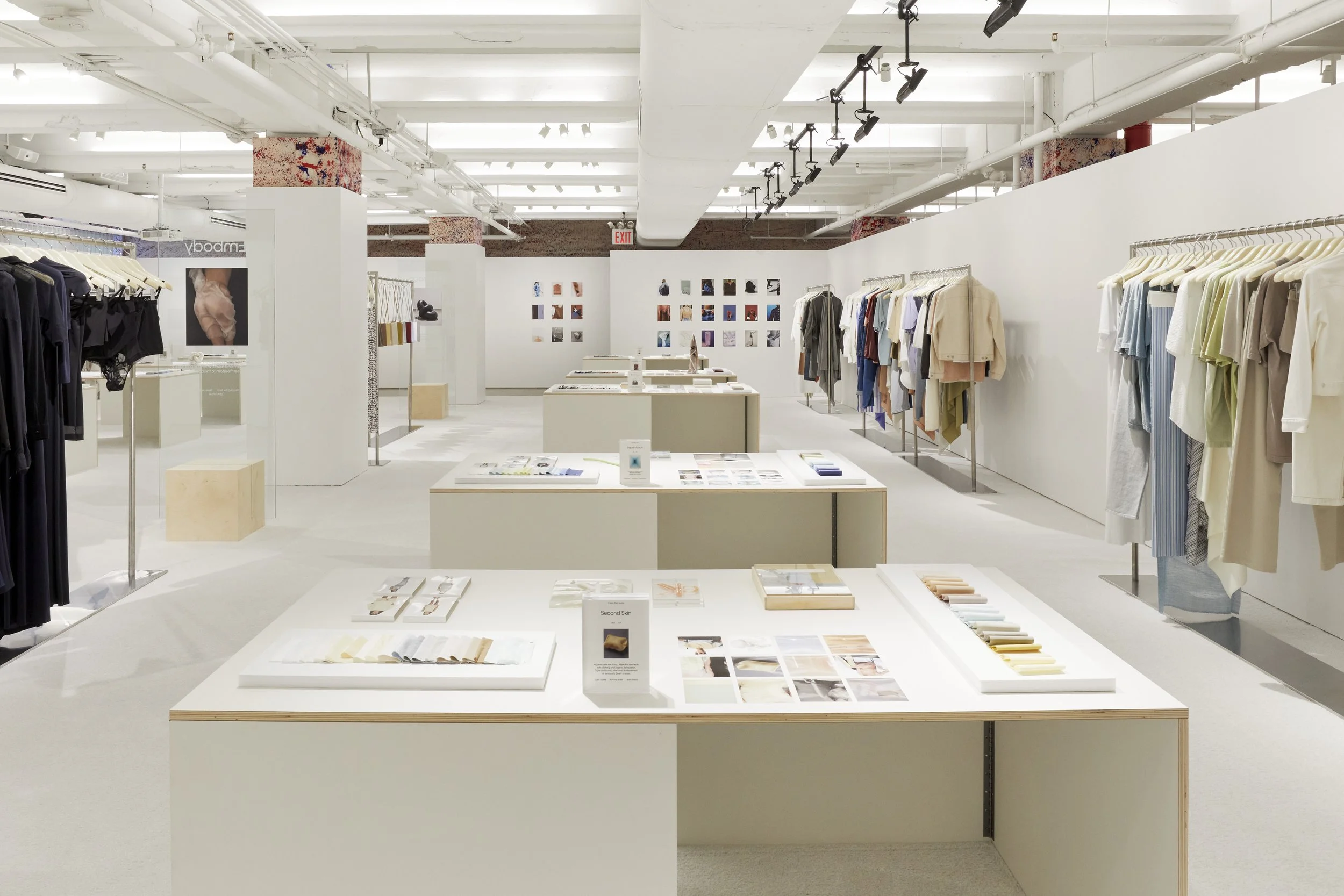 1513 CalvinKlein_Installation_146.jpg