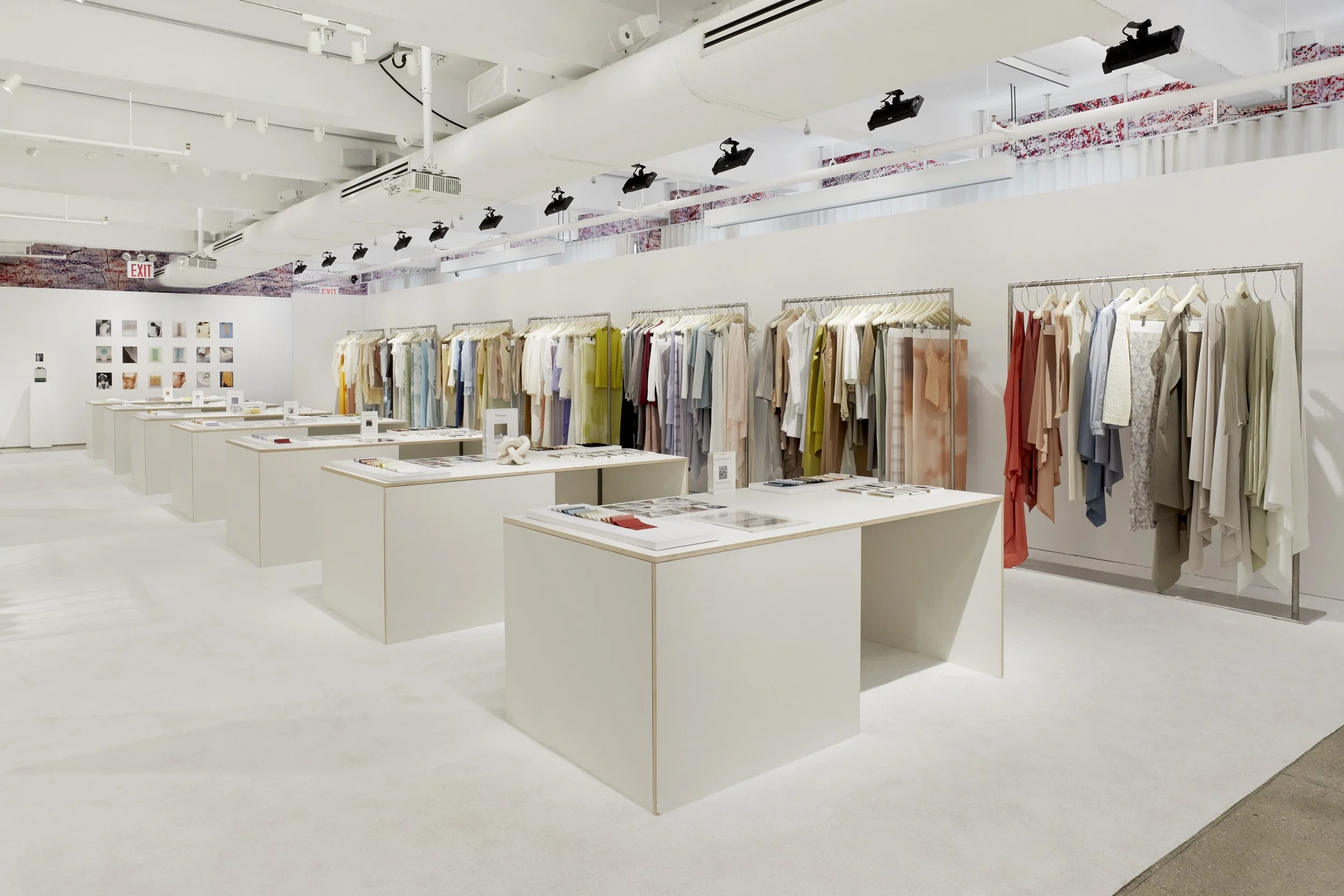 1513 CalvinKlein_Installation_135.jpg