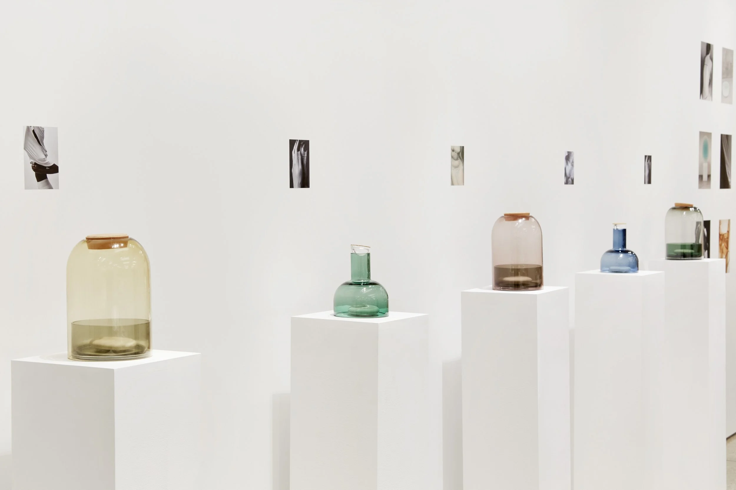 1513 CalvinKlein_Installation_250.jpg