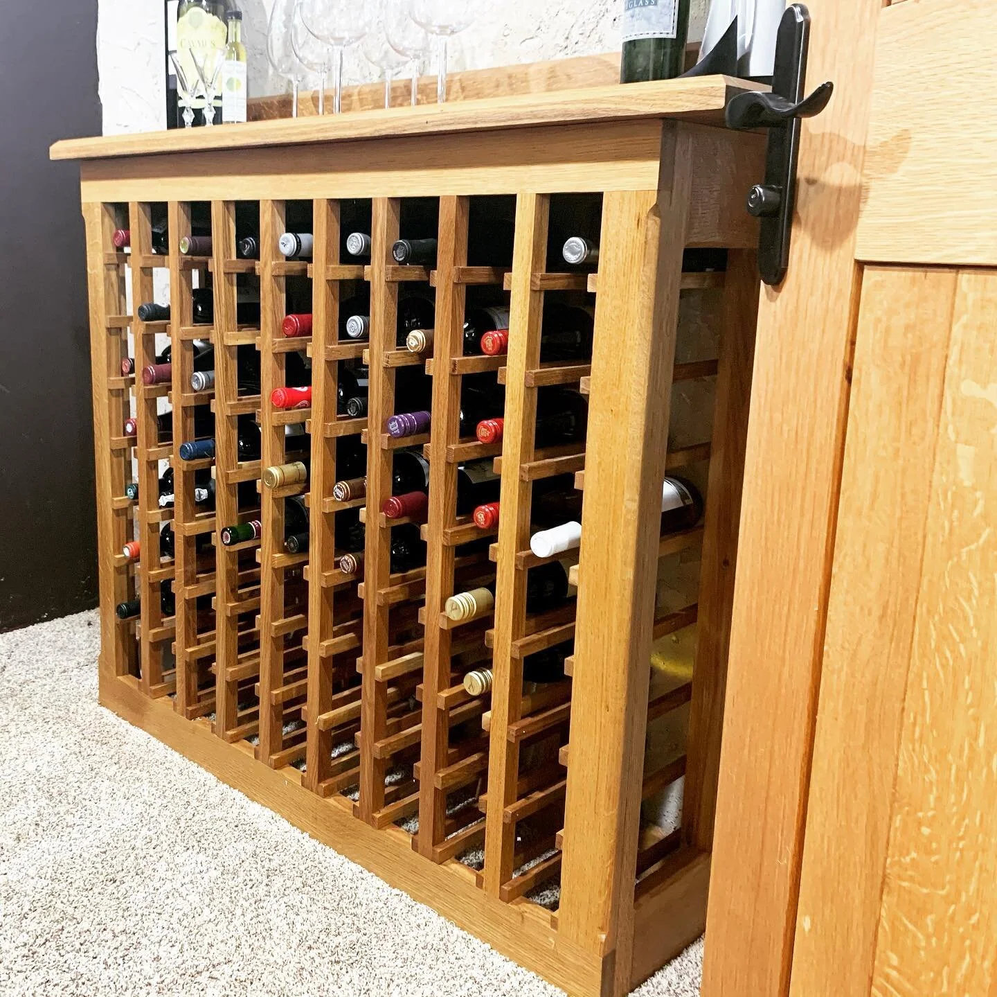 ▪️White oak wine rack

Quarter sawn, white oak wine rack designed with traditional spacing &amp; construction.
 
Sanded and finished to furniture grade with 4 coats of poly for extra sheen. Features beveled corners and subtle details for a personal t
