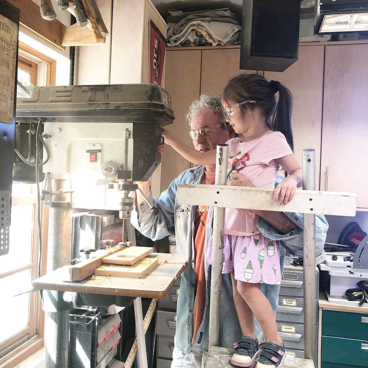 ▪️Little girls like woodworking too

Not the most practical clothing for the shop but this little one enjoys popping in to help.

Learning machinery safety with her grandpa is always a top priority!

#woodworking 
#woodworker 
#saww