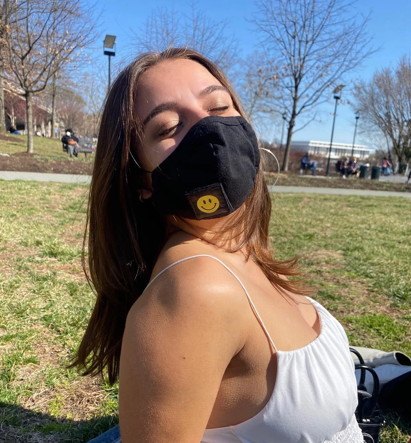 Mid-week blues? Our Smiley Patch makes your week feel a whole lot brighter 🌞