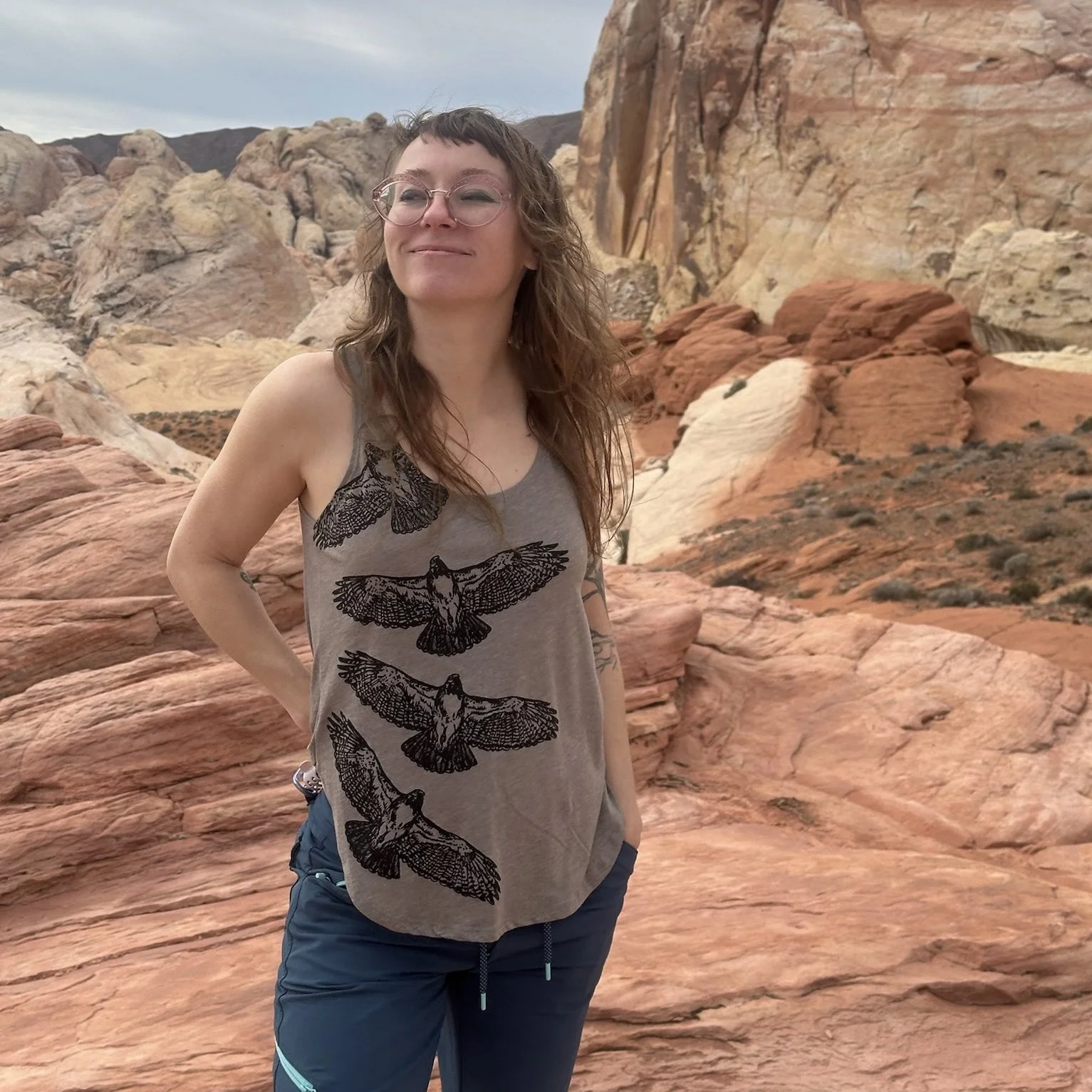 Red-tailed Hawk Scoop Neck Tank in Ash, Femme XS