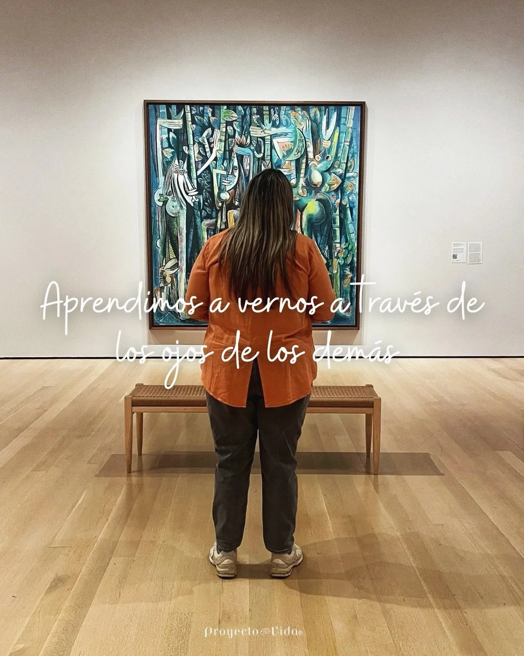 Aprendimos a mirarnos desde afuera. Desde la mirada de otros. Desde palabras que se dijeron sin saber el peso que cargar&iacute;an en nuestro interior.

Sin darnos cuenta, empezamos a construir qui&eacute;nes somos a partir de voces ajenas: opiniones