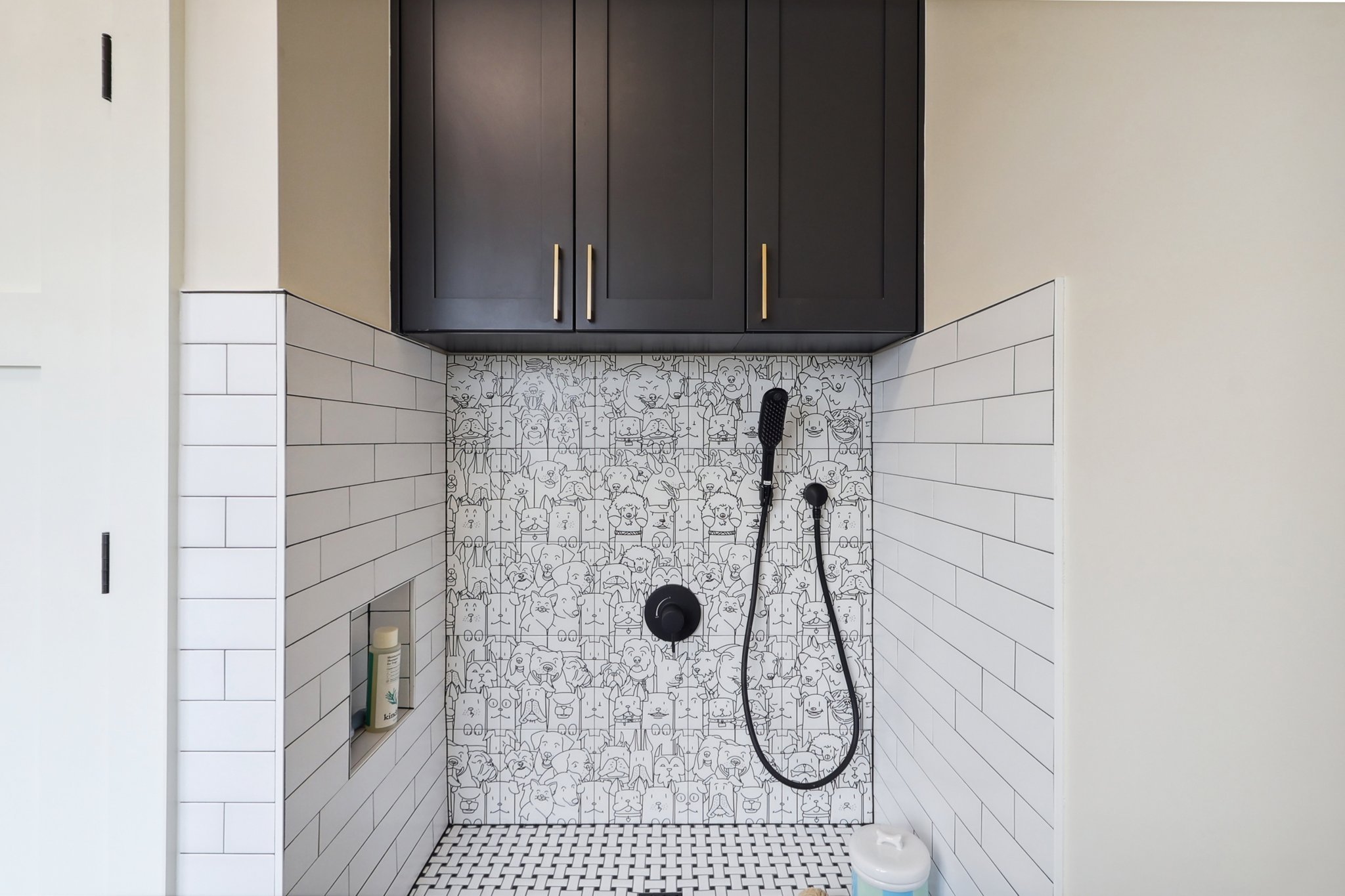 102-web-or-mls-N Kenmore St-097.jpg