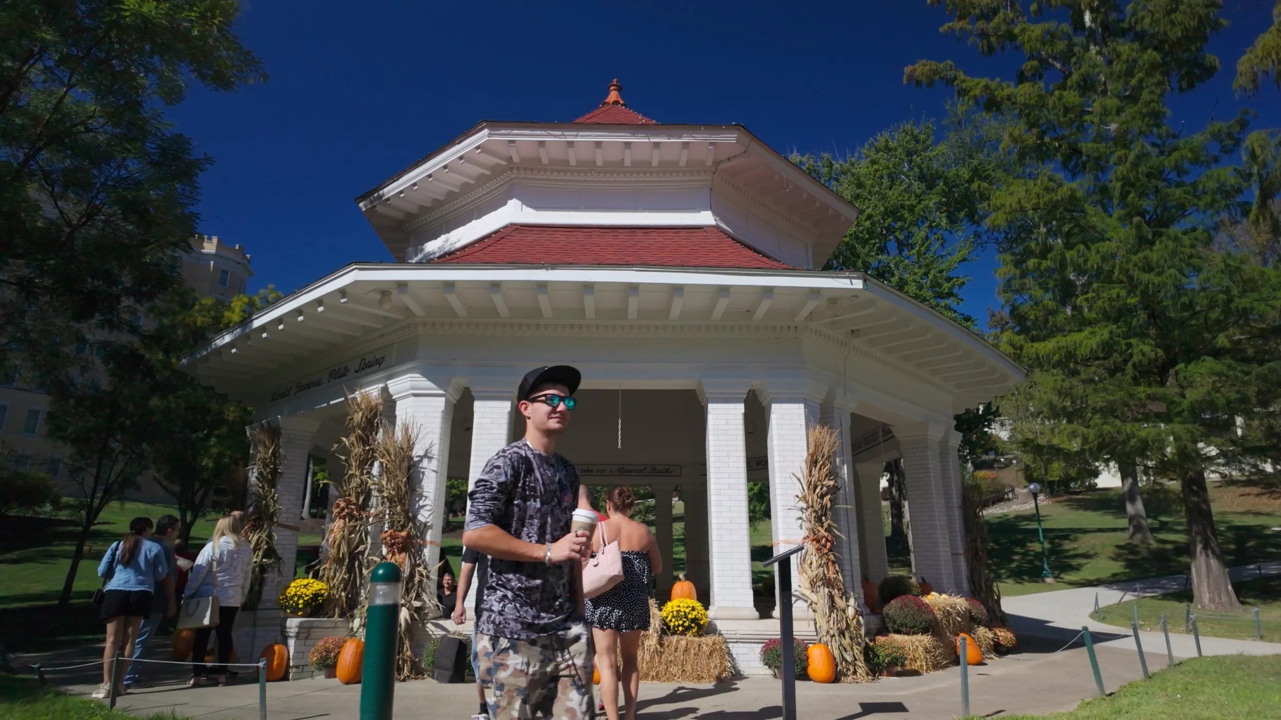 Still 2025-10-04 011911_1.2.5.jpeg