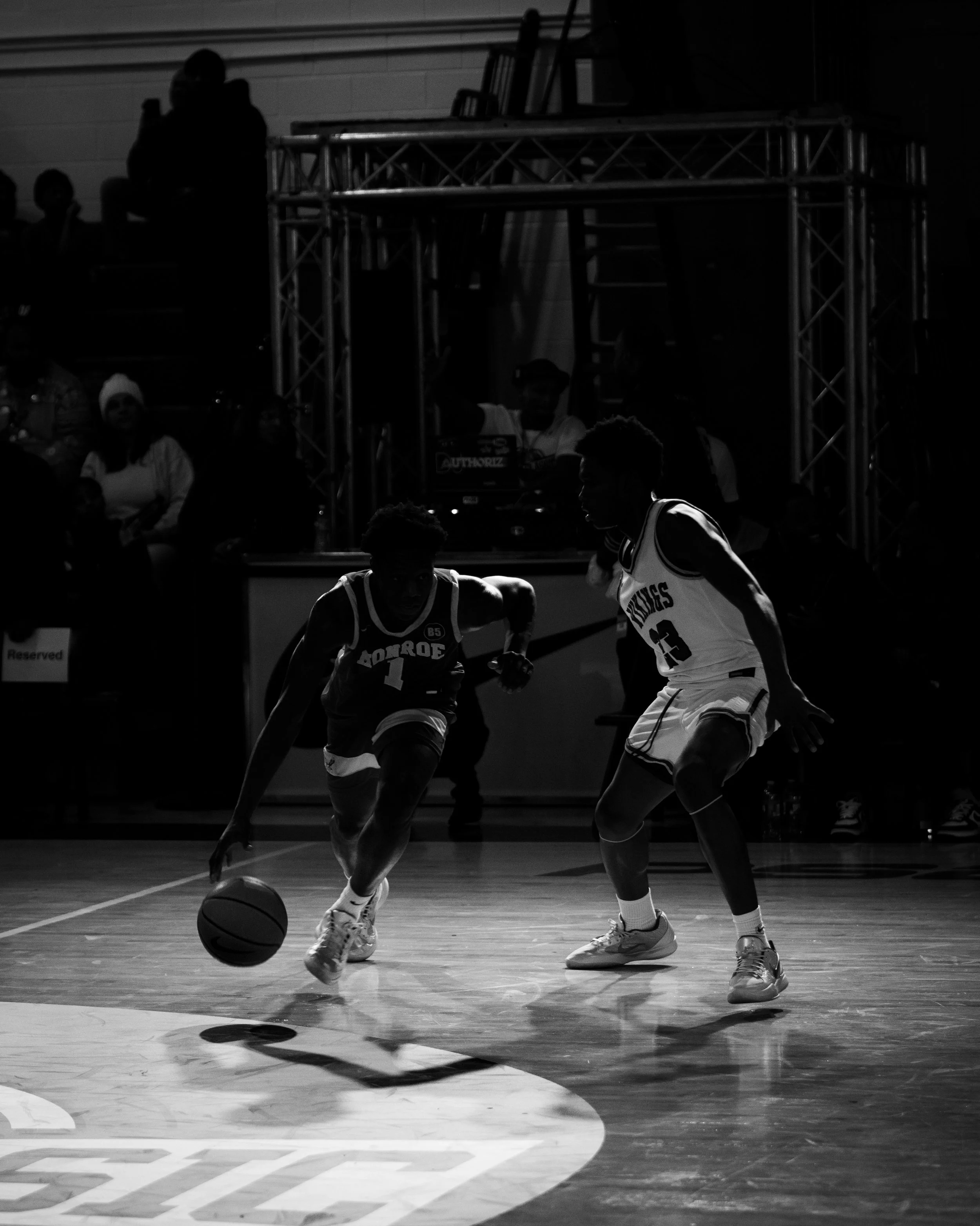 Swoosh Classic 13.jpg