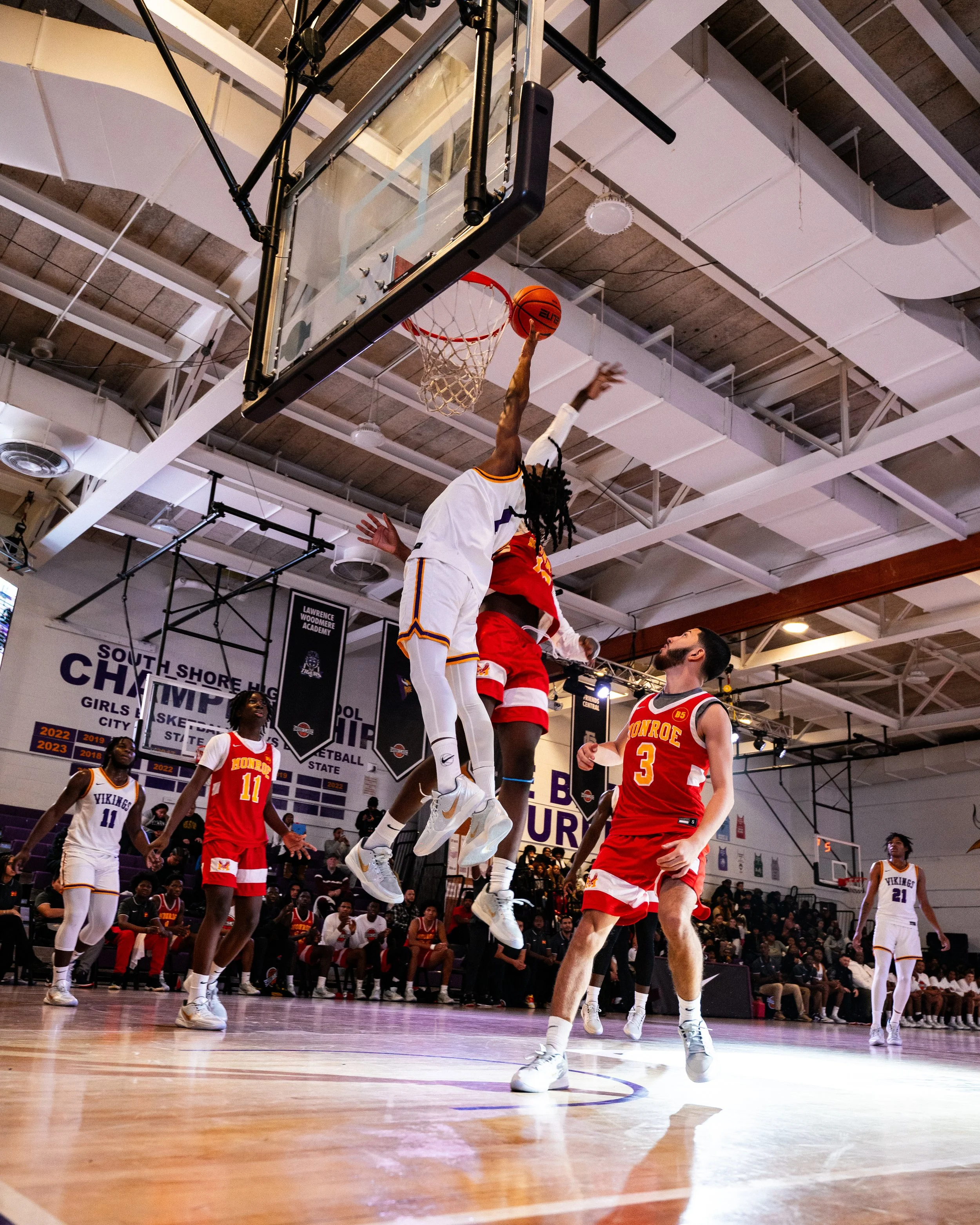 Swoosh Classic 10.jpg