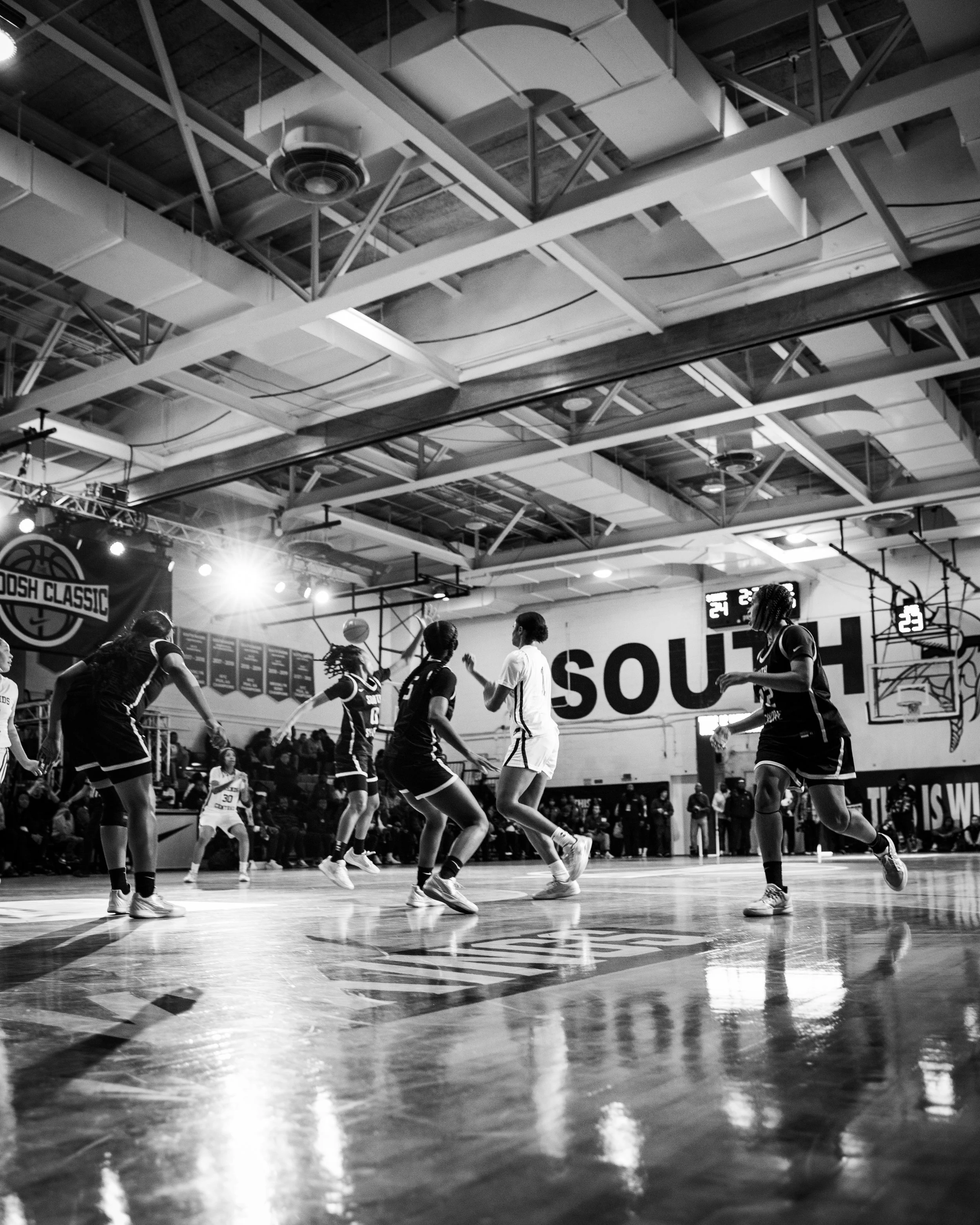 Swoosh Classic 22.jpg