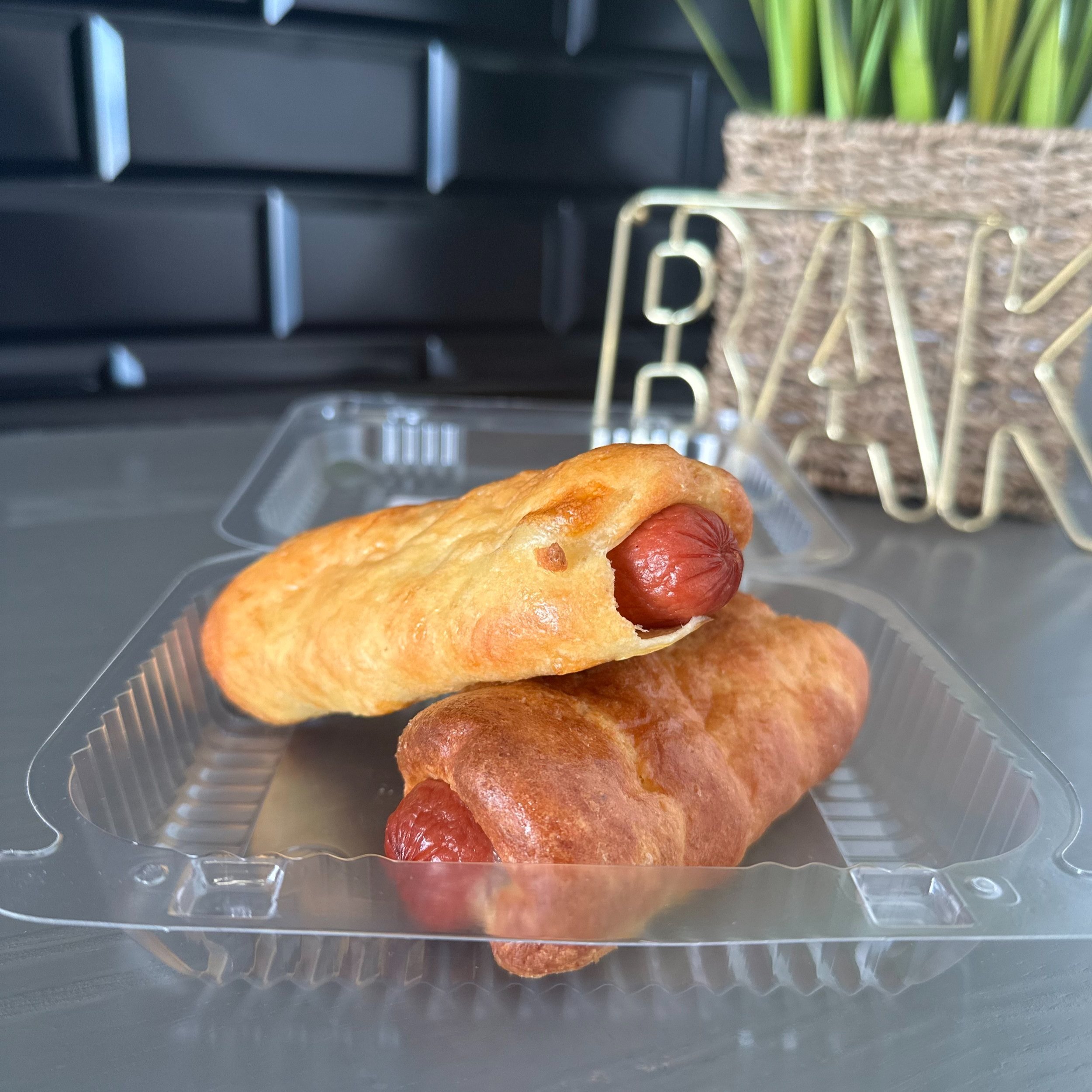 pigs+in+a+blanket.jpg