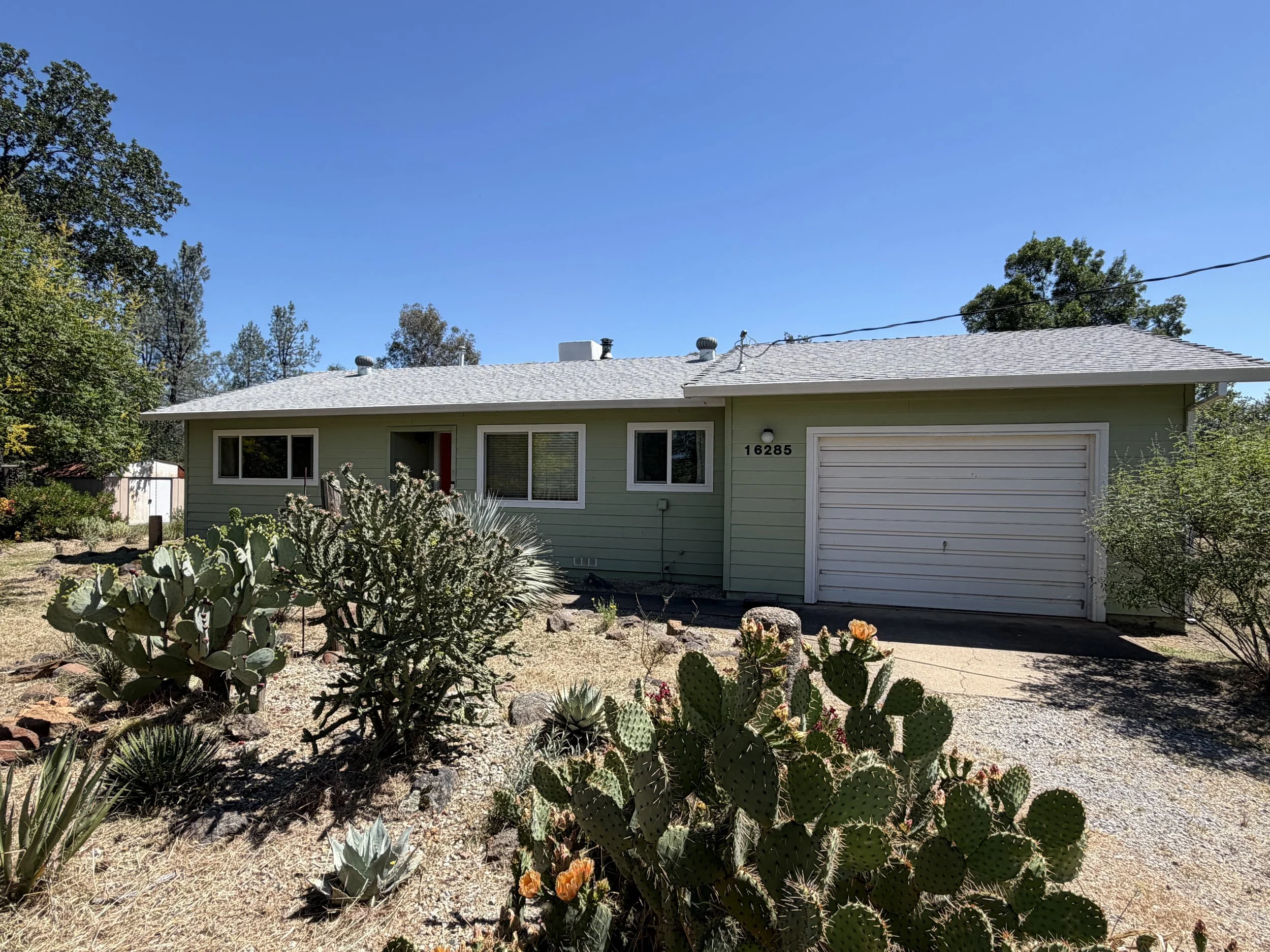 16285 Plantation Ln. Anderson, CA 96007