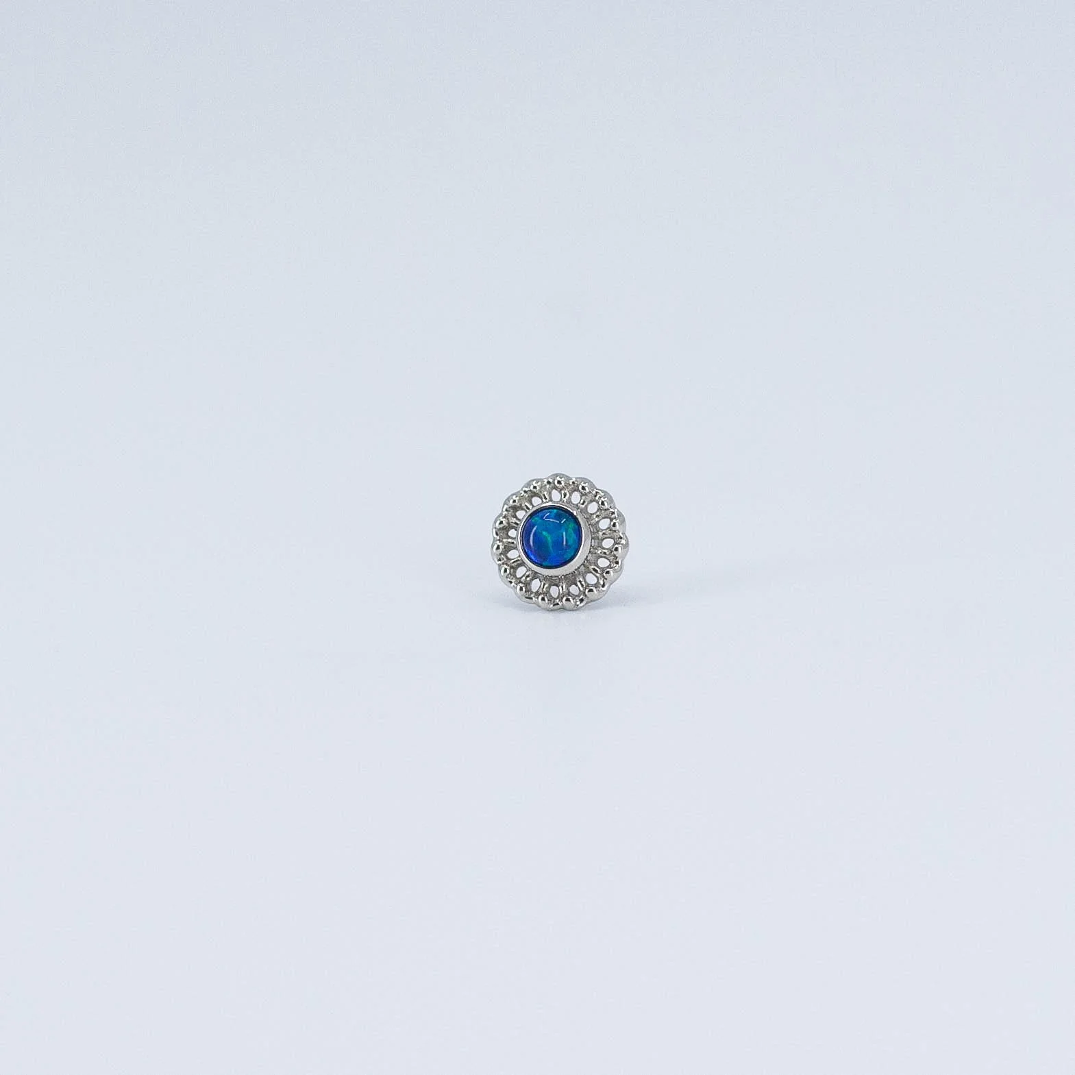 Virtue - Blue Green - 18k White Gold - 18g/16g - 5mm - End - Threadless - Anatometal