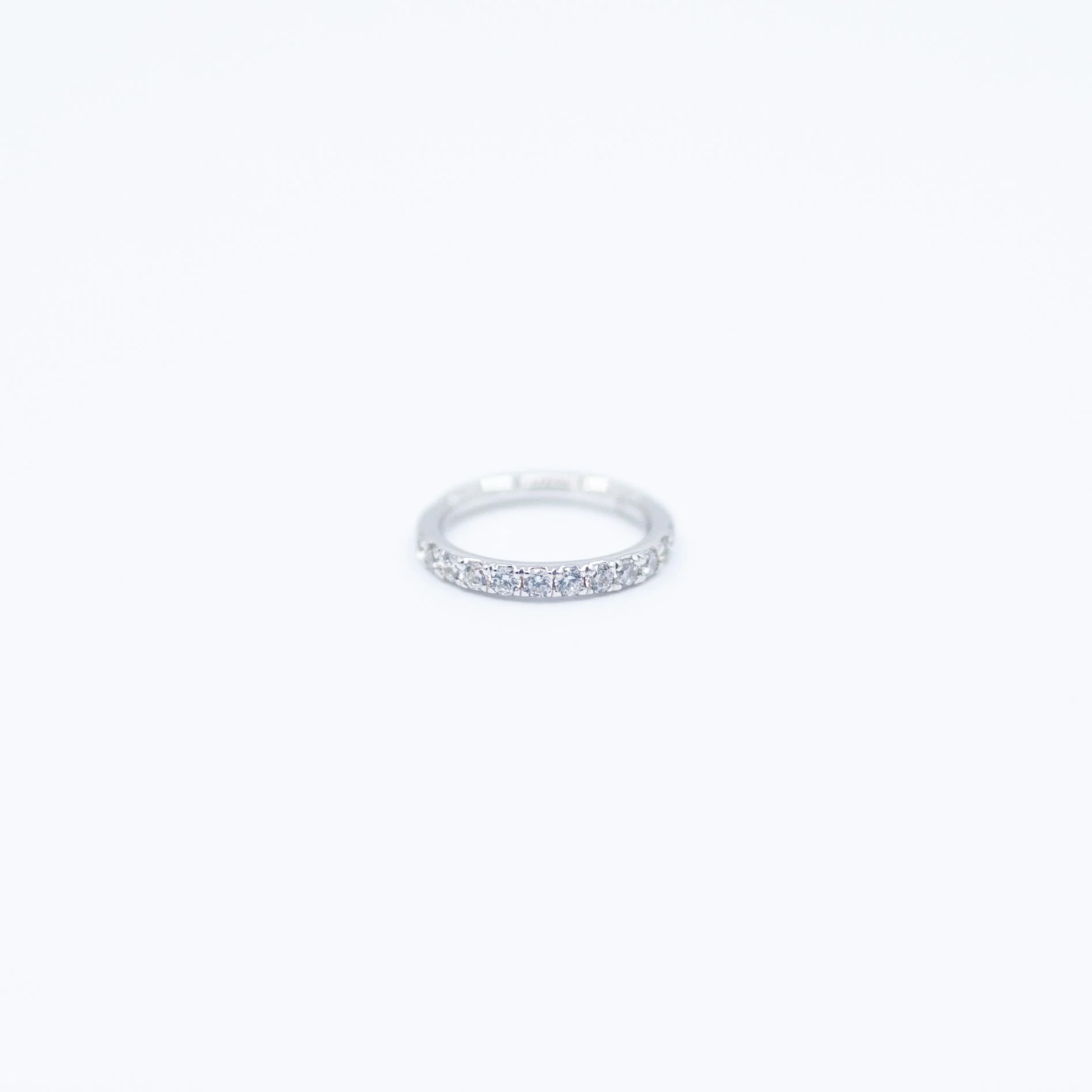 Inline Clicker - White CZ - 14k White Gold - 18g - 9/32" - 1.25mm - Ring - Sun Piercer