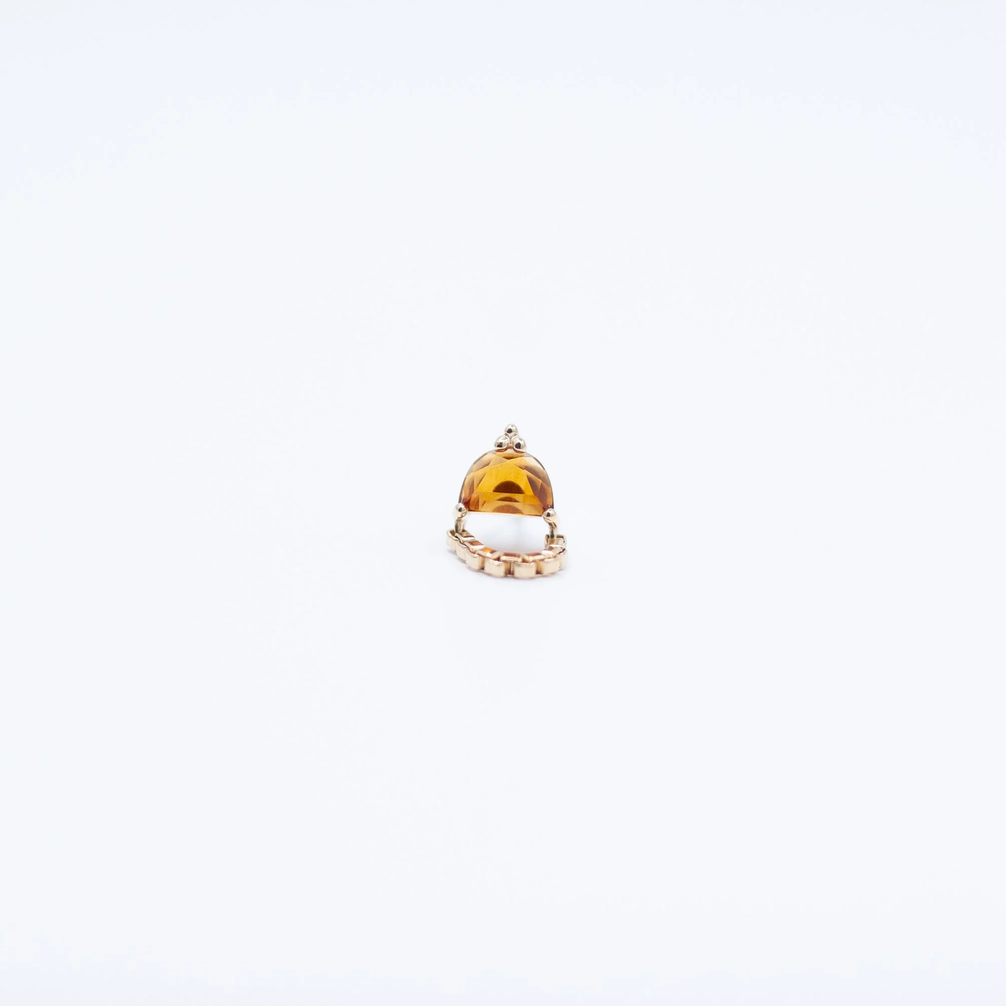 Embrace - Madiera Citrine - 14k Yellow Gold - 18g/16g - 2.5x4mm - End - Threadless - Ember