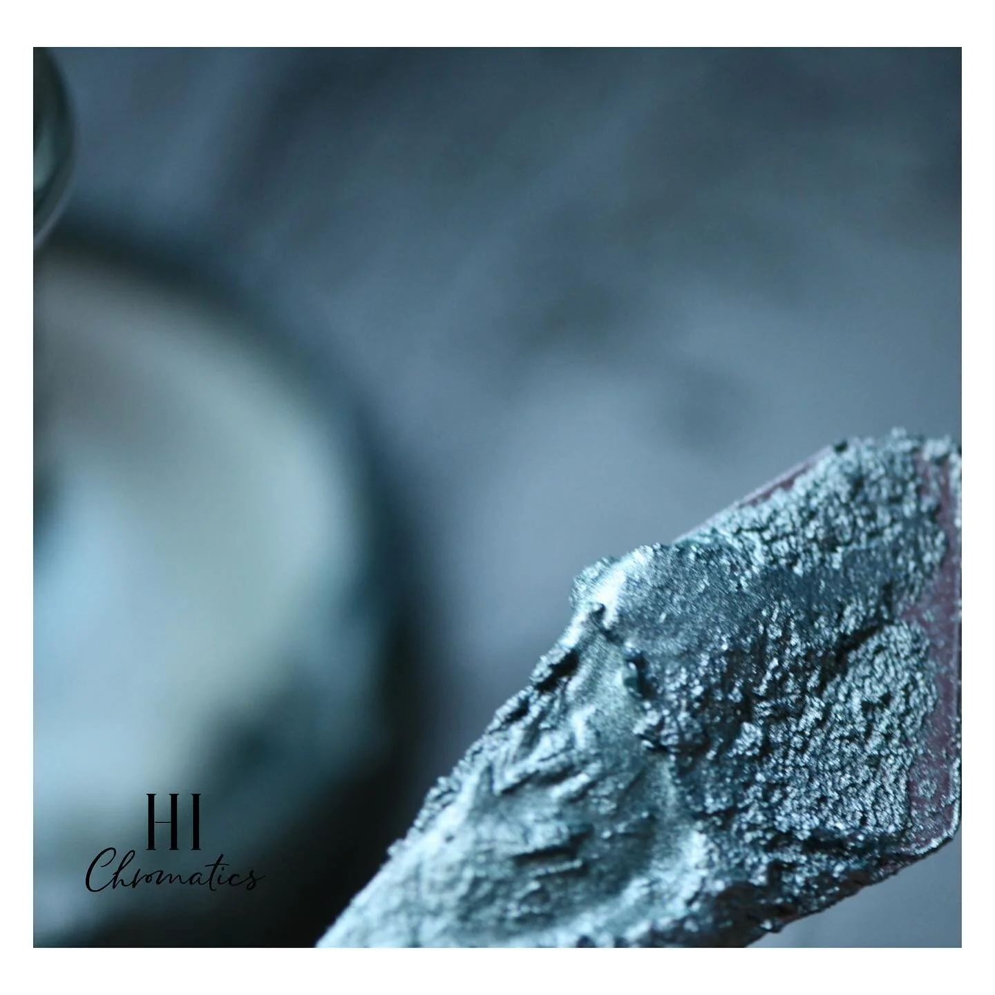 Painting is just another way of keeping a diary.
👨🏻&zwj;🎨Pablo Picasso. 🎨 This metallic watercolor paint peacock green  comes in two sizes: full &amp; half pan. All paints are handmade, toxin free, eco friendly and vegan.  A total of 25 metallic 