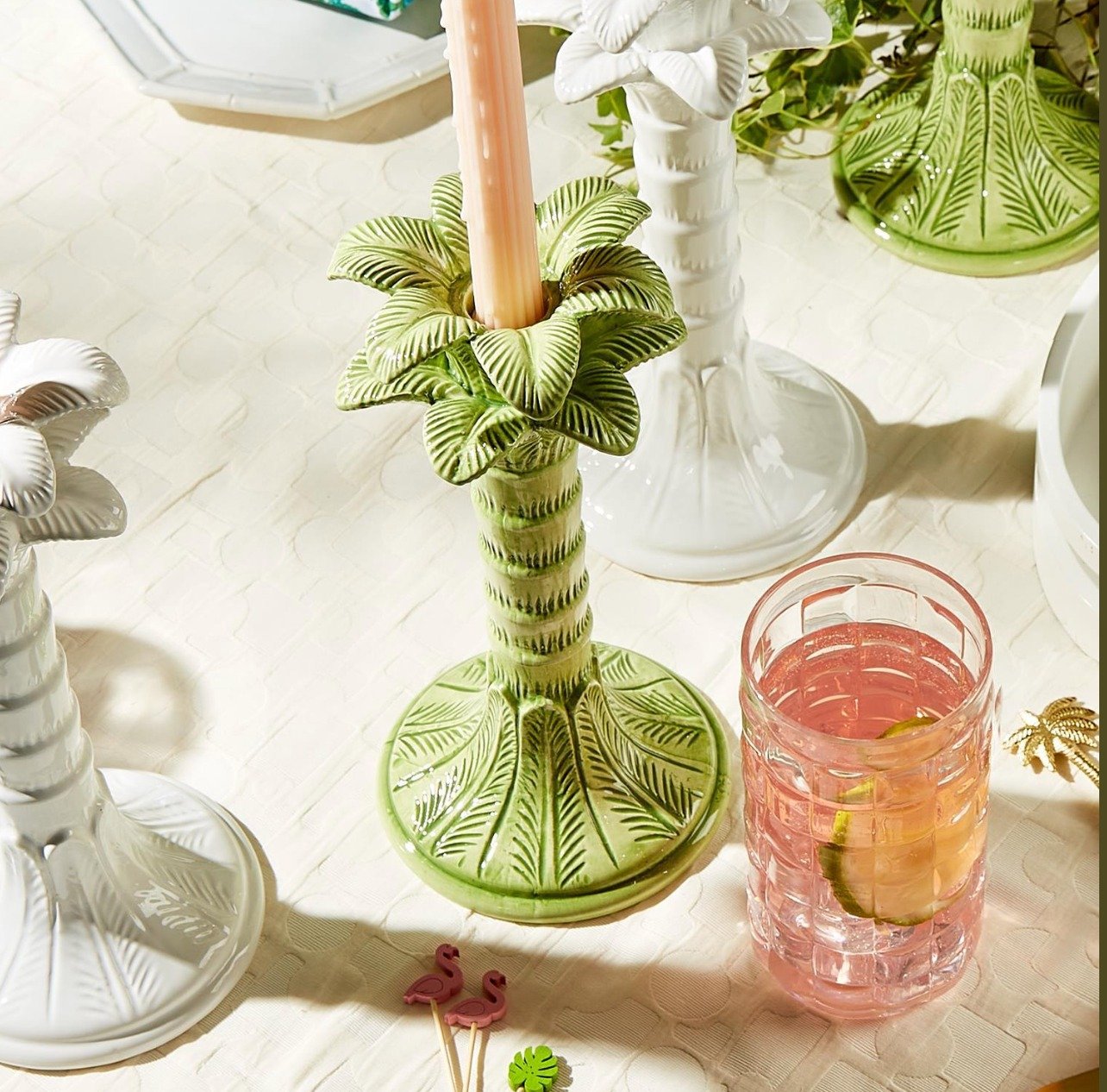 Who says palm trees don't belong in Central Virginia decor?! 

CERTAINLY NOT US! 

#Shopsmall #shoplocal #lynchburgva #tablescape #HomeDecor2024 #twoscompanystyle