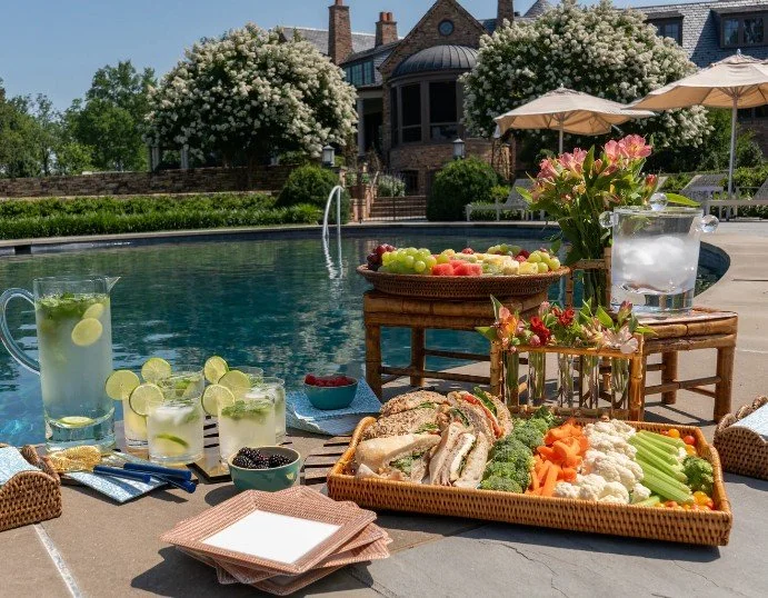 Caspari poolside.jpg
