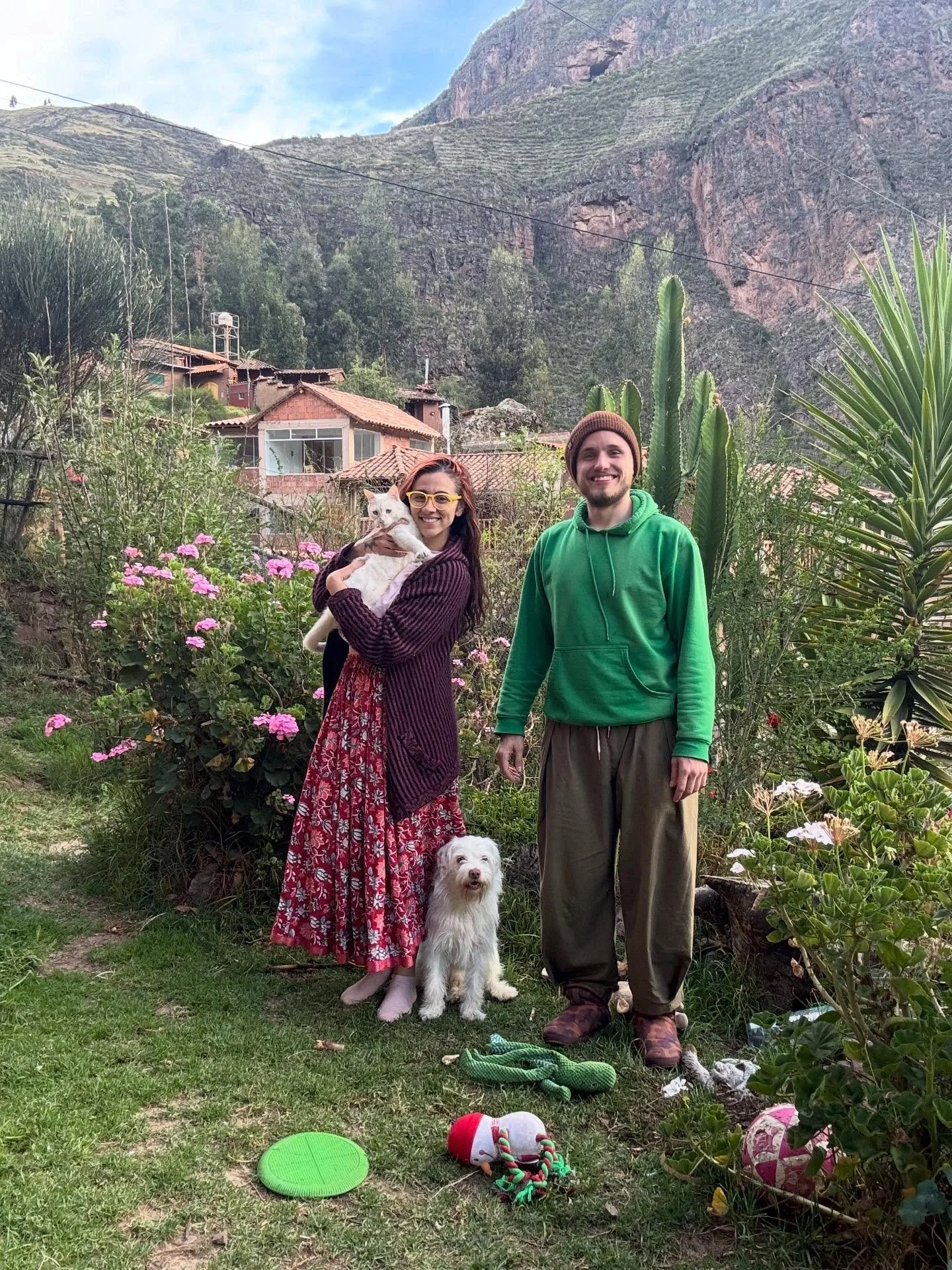 2025 ~ another year of growth, discovery, + deep healing

Our time in Peru has been nothing short of incredible. To both hold the dream of living in another country + to bring that dream to life in our 20s has been such a gift.

Just like with plant 