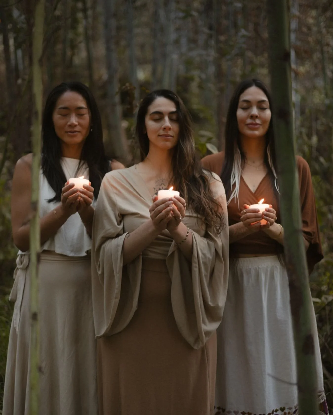 Imbolc, In the Birthing Canal of Winter 🕯️

Not yet spring. Not quite death.

Imbolc lives in the in-between. The slow, sacred passage. Where something is being born, but has not yet crowned.

This is the season of pressure + patience.
 Of warmth te