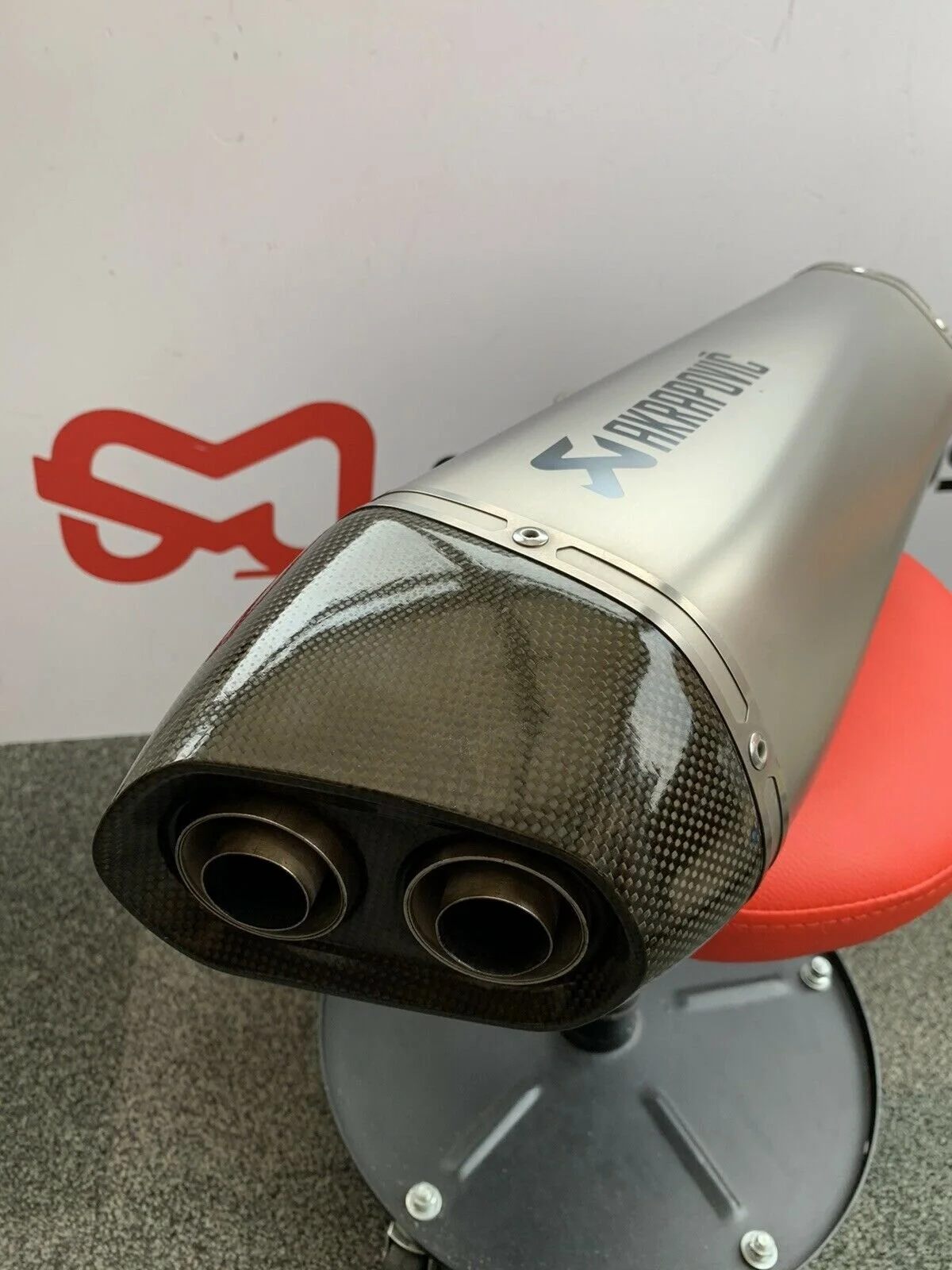 Kawasaki Zzr 1400 Akrapovic Silencer Right Hand Exhaust & New link pipe