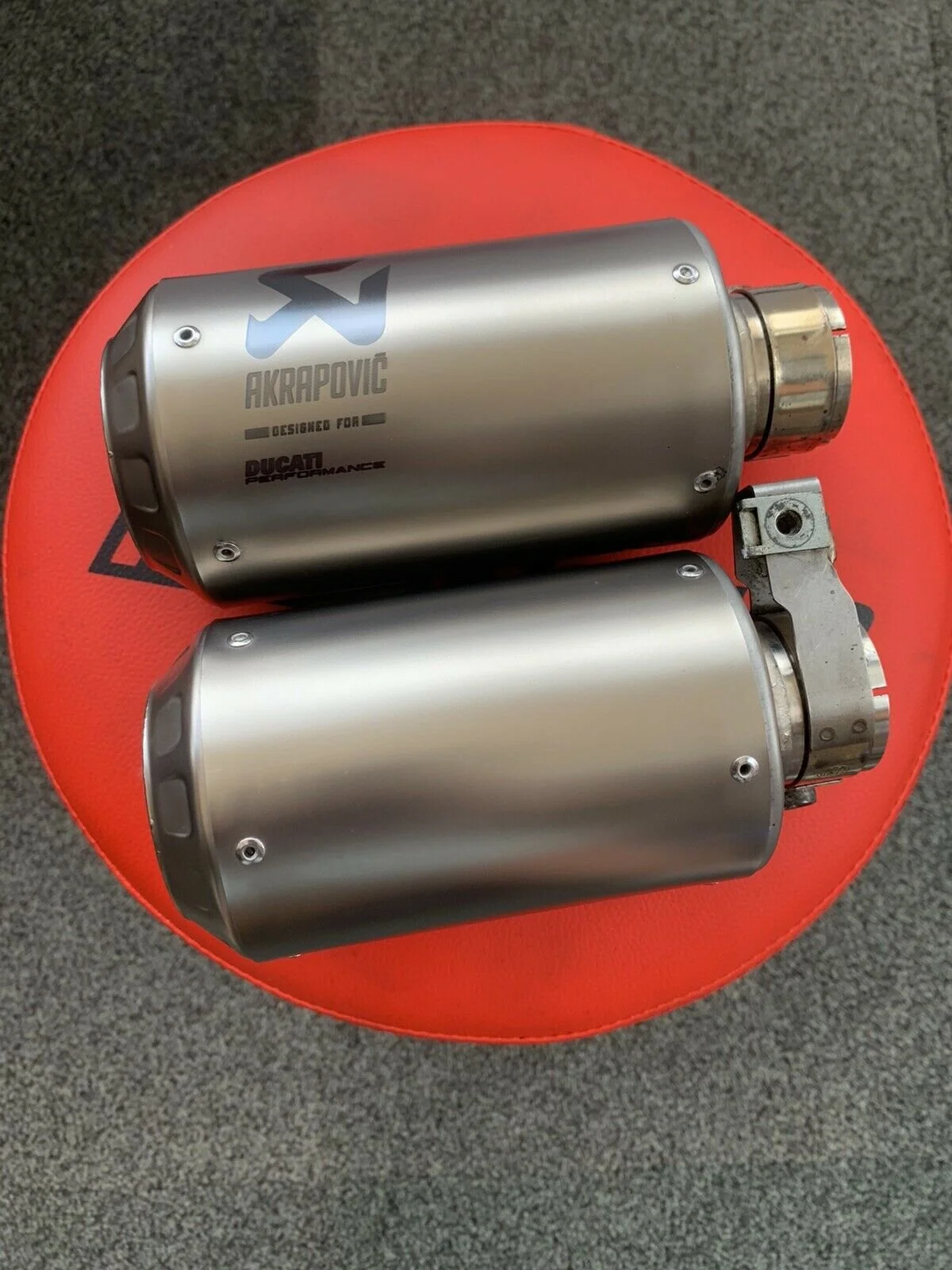 Ducati Supersport 939 / S Akrapovic Exhaust End Can Silencers