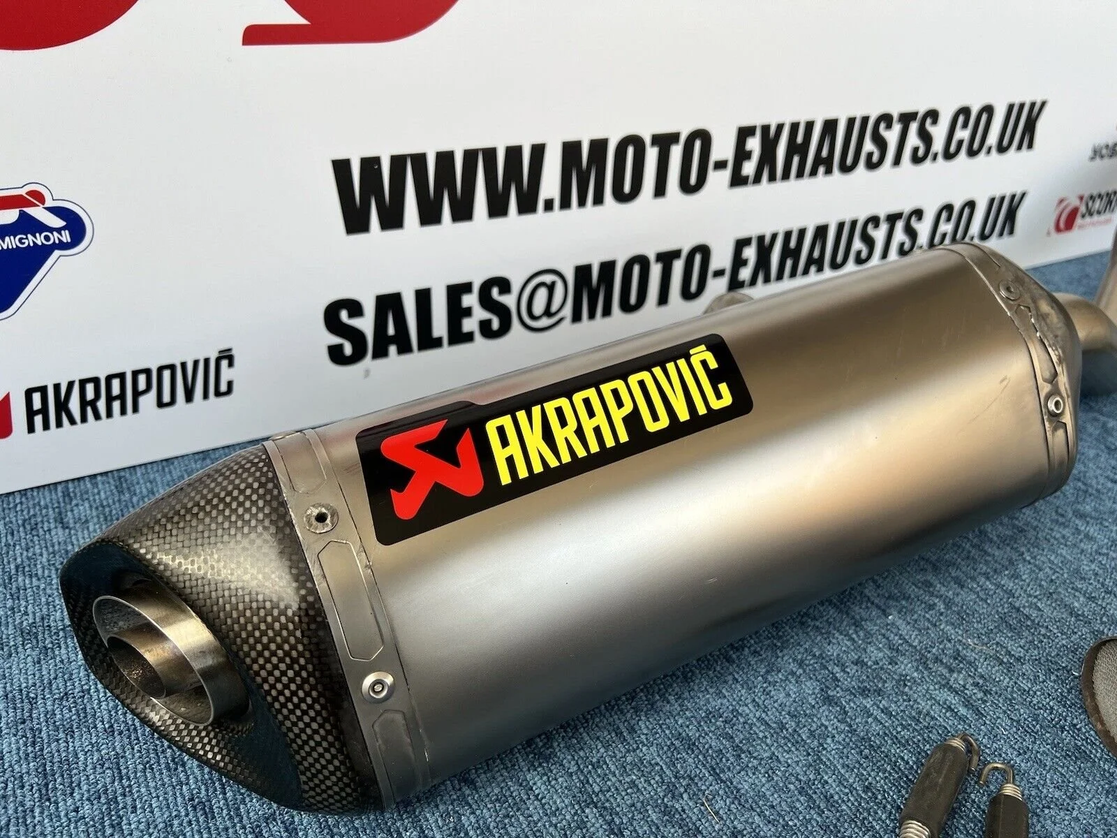 AKRAPOVIC FULL EXHAUST SYSTEM YAMAHA R125 2019 - 2020 — Moto Exhausts