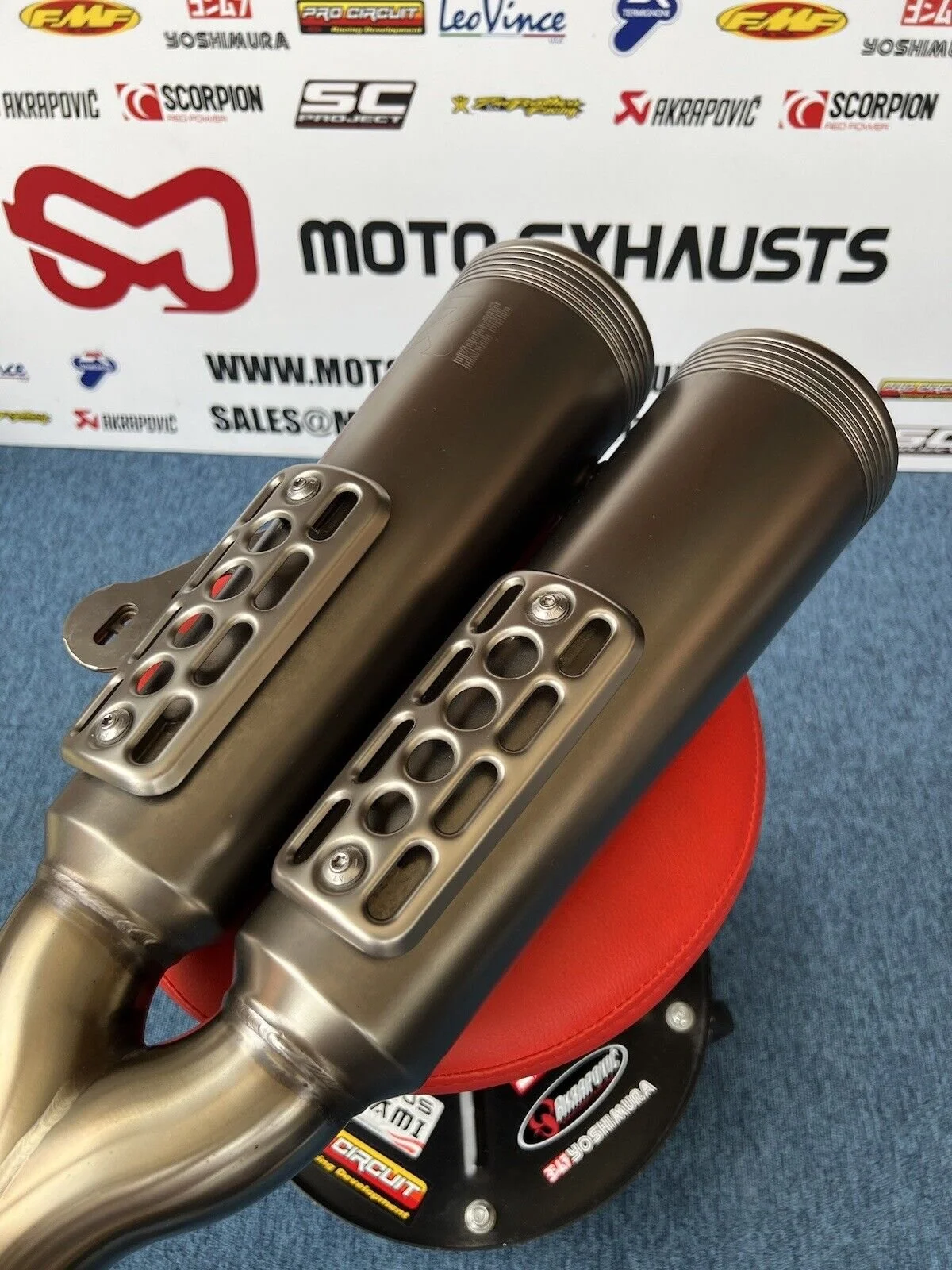 BMW R NINE T R9T URBAN SCRAMBLER AKRAPOVIC EXHAUST SILENCER — Moto Exhausts